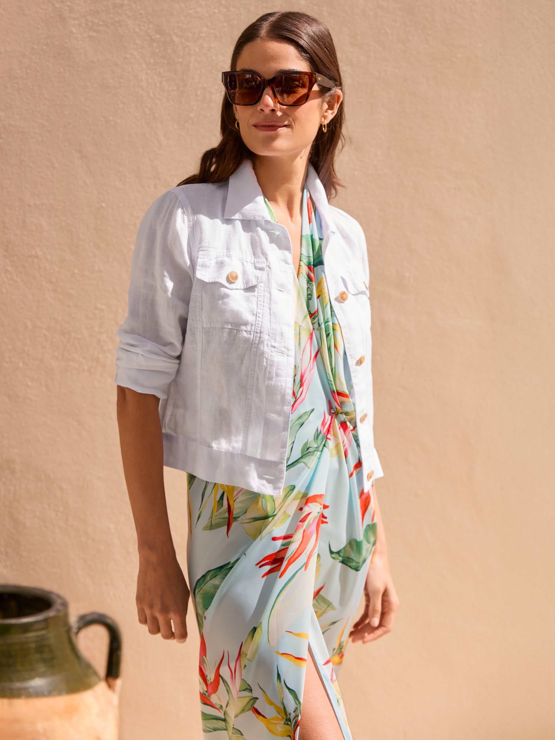 J.McLaughlin Halo Jacket in white made with linen. 