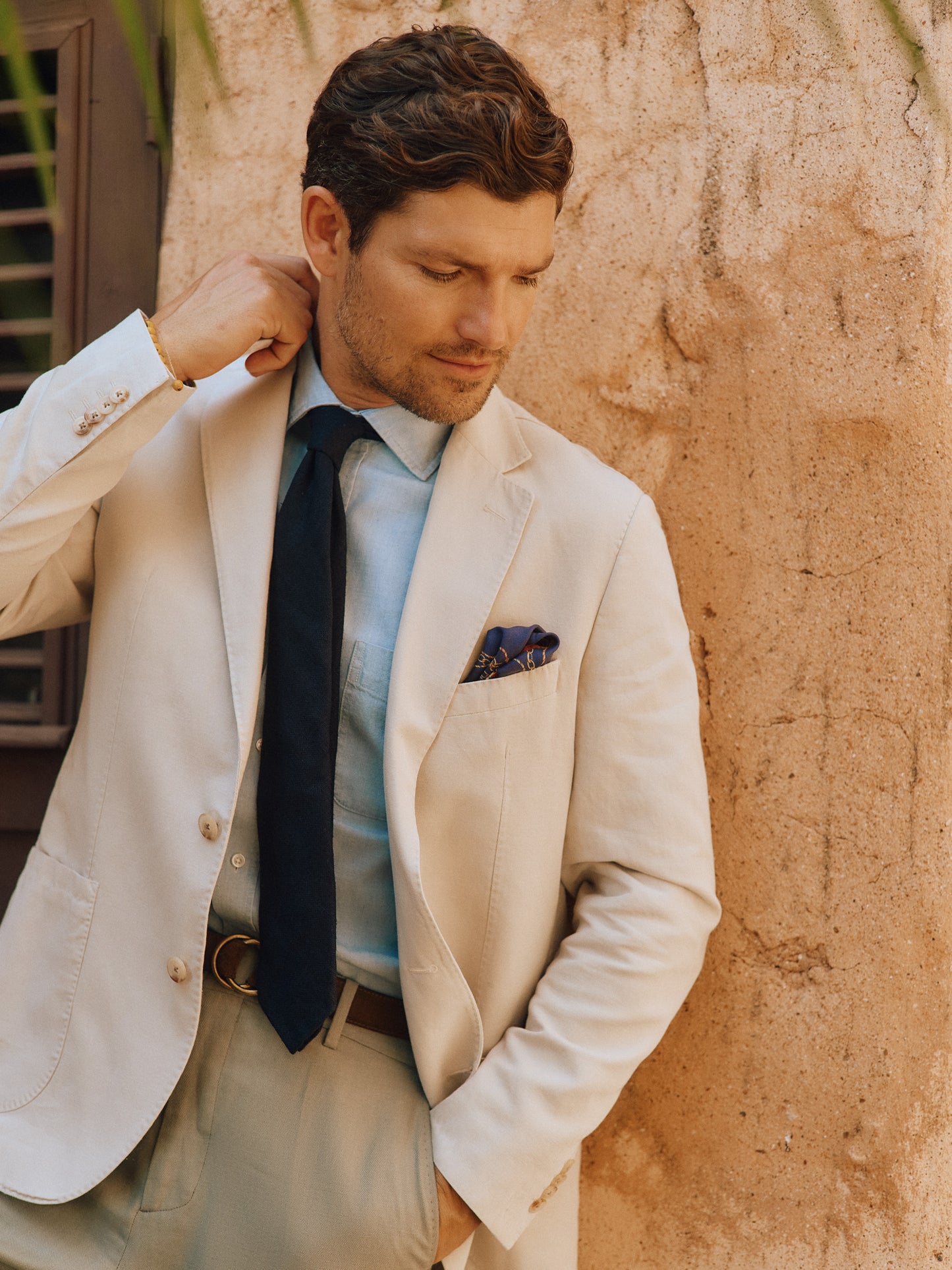 J.McLaughlin Lisbon blazer in stone made with linen and cotton.