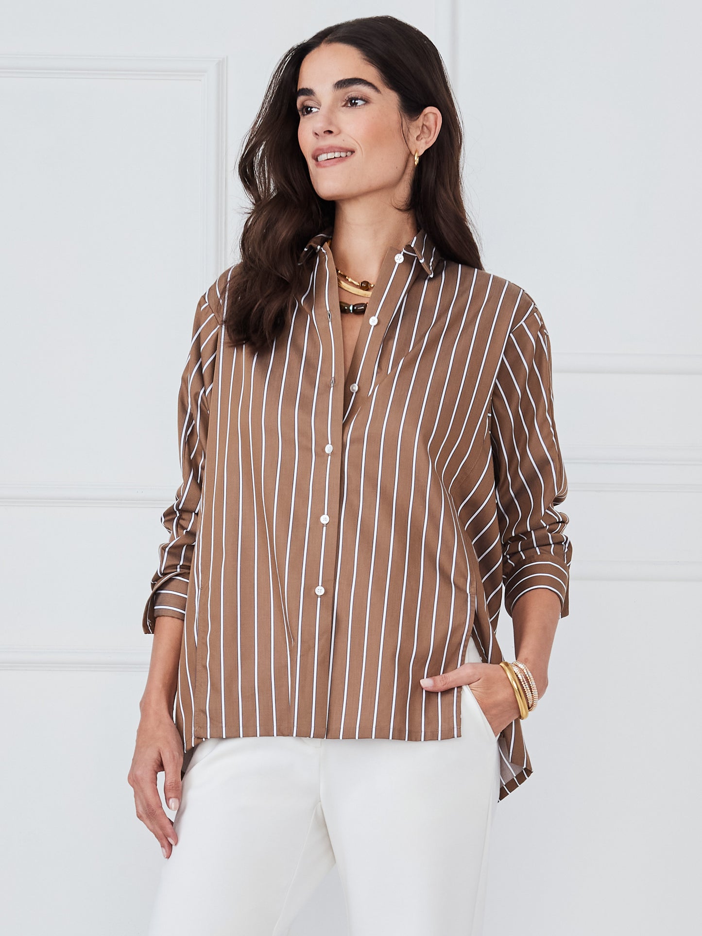 J.McLaughlin Alexis shirt in walnut/white made with cotton. 
