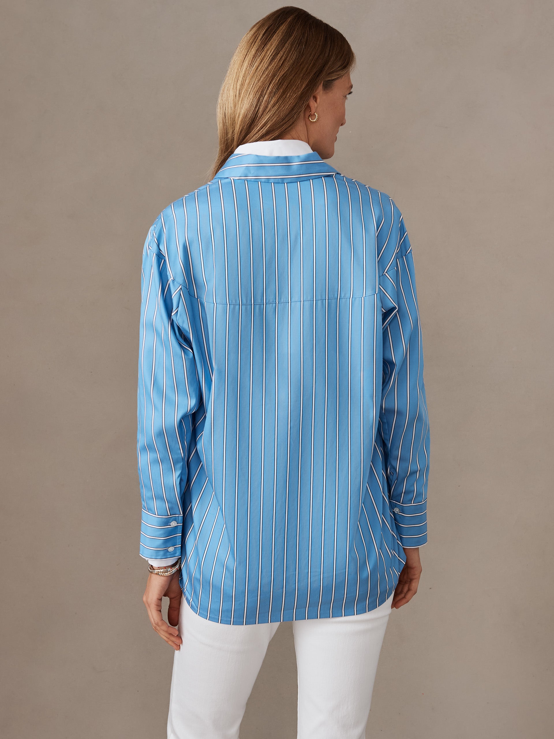 J.McLaughlin Alexis shirt in steel blue/white made with cotton sateen. 