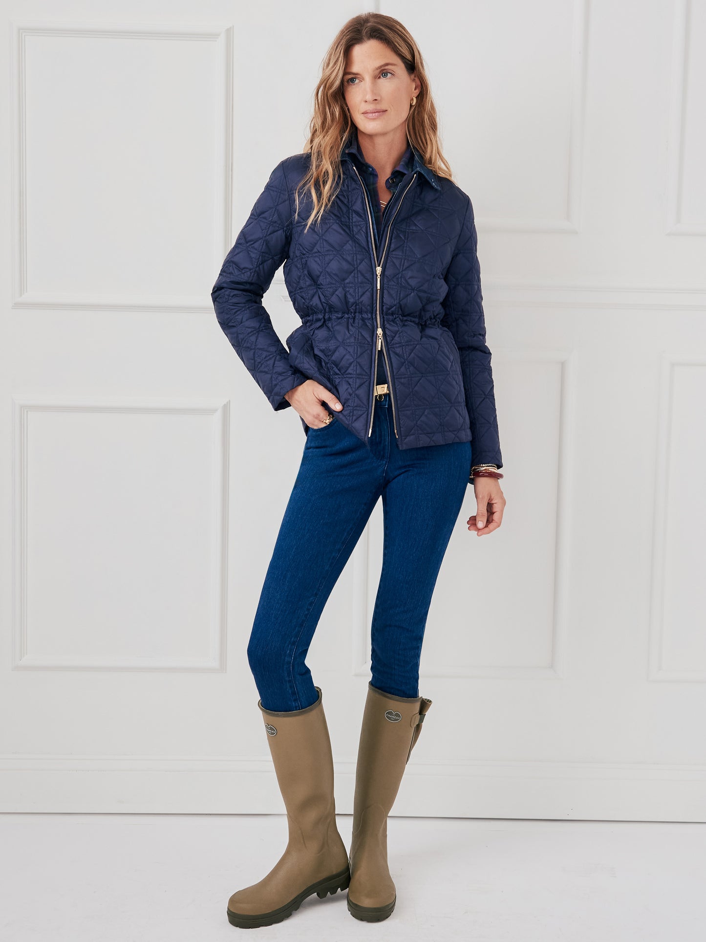 J.McLaughlin Ambrose jacket in navy made with nylon. 