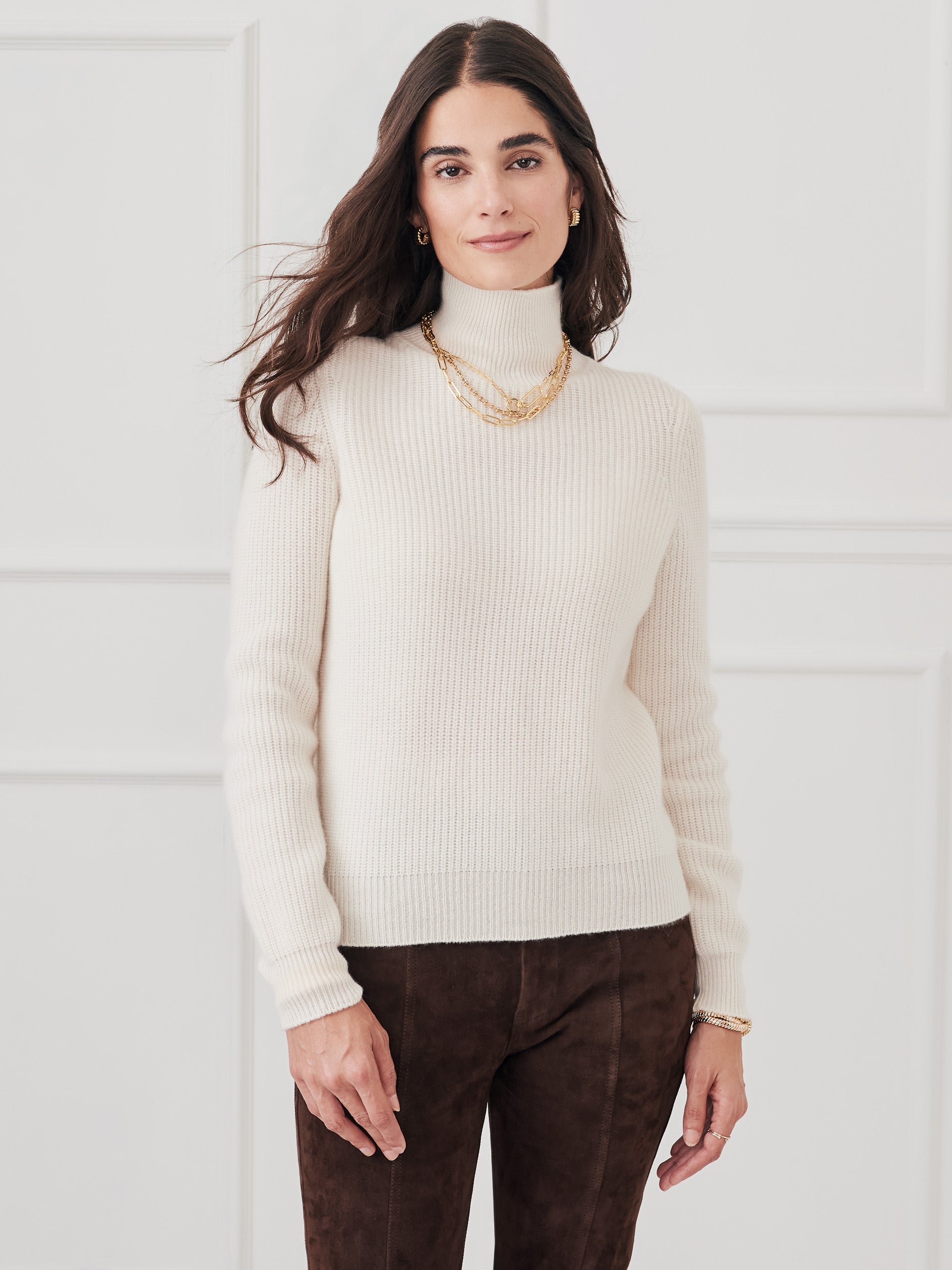 J.McLaughlin Amelia sweater in ivory made with cashmere.