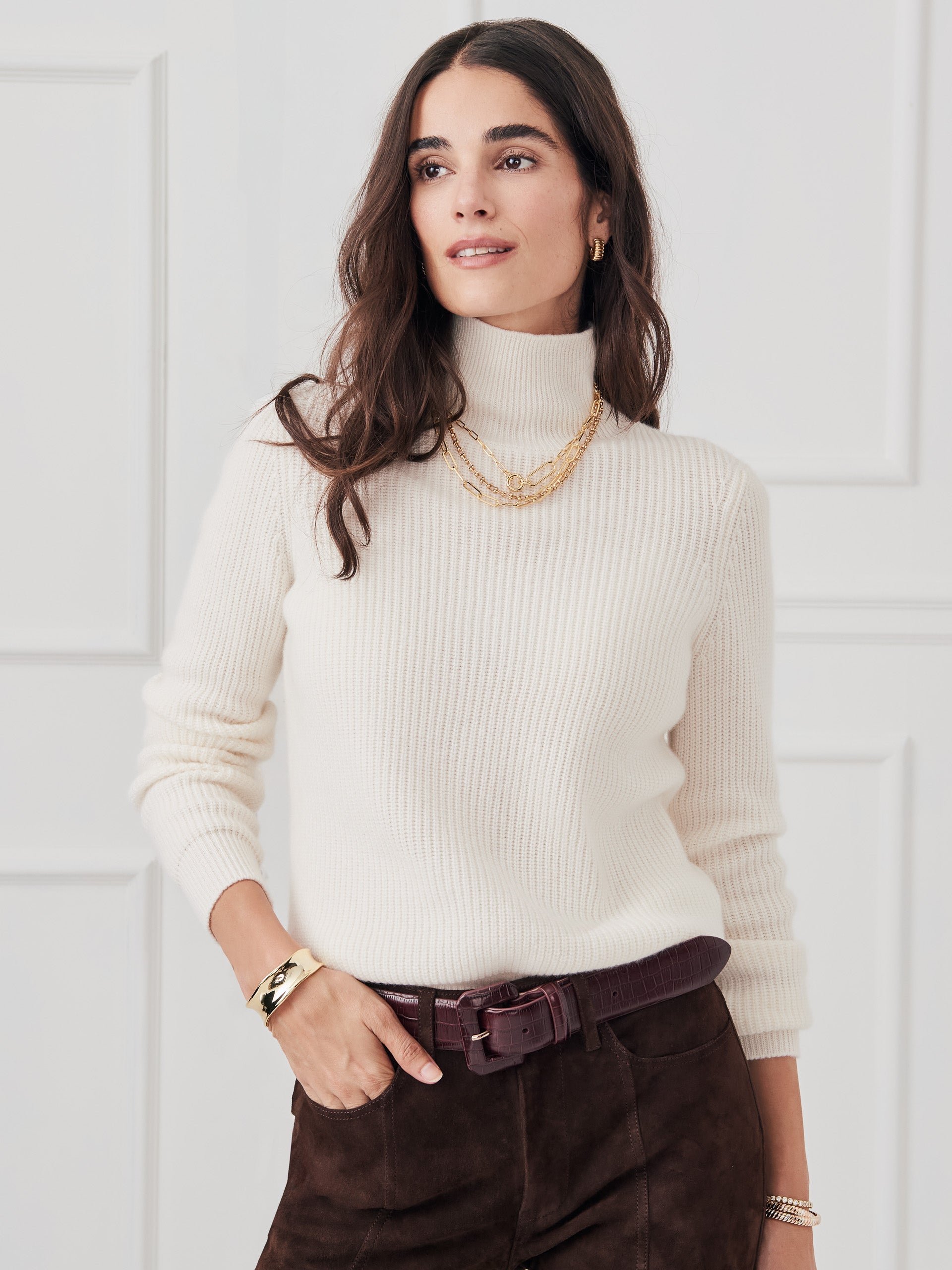 J.McLaughlin Amelia sweater in ivory made with cashmere.