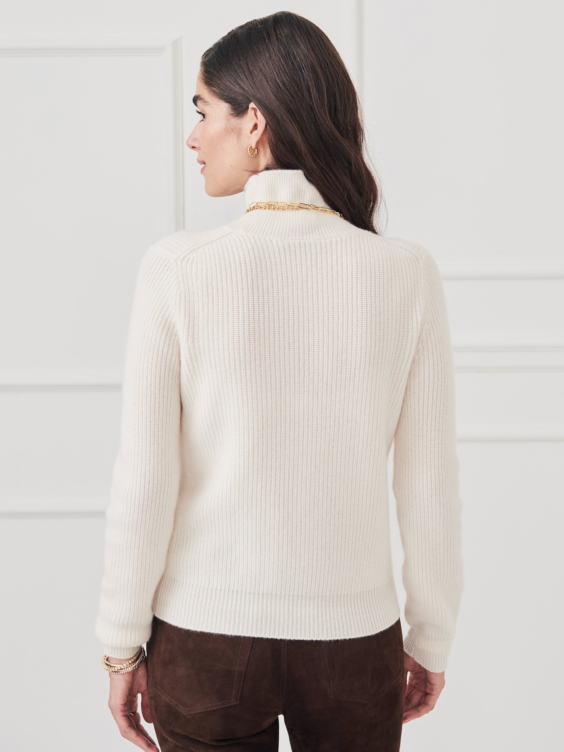 J.McLaughlin Amelia sweater in ivory made with cashmere.