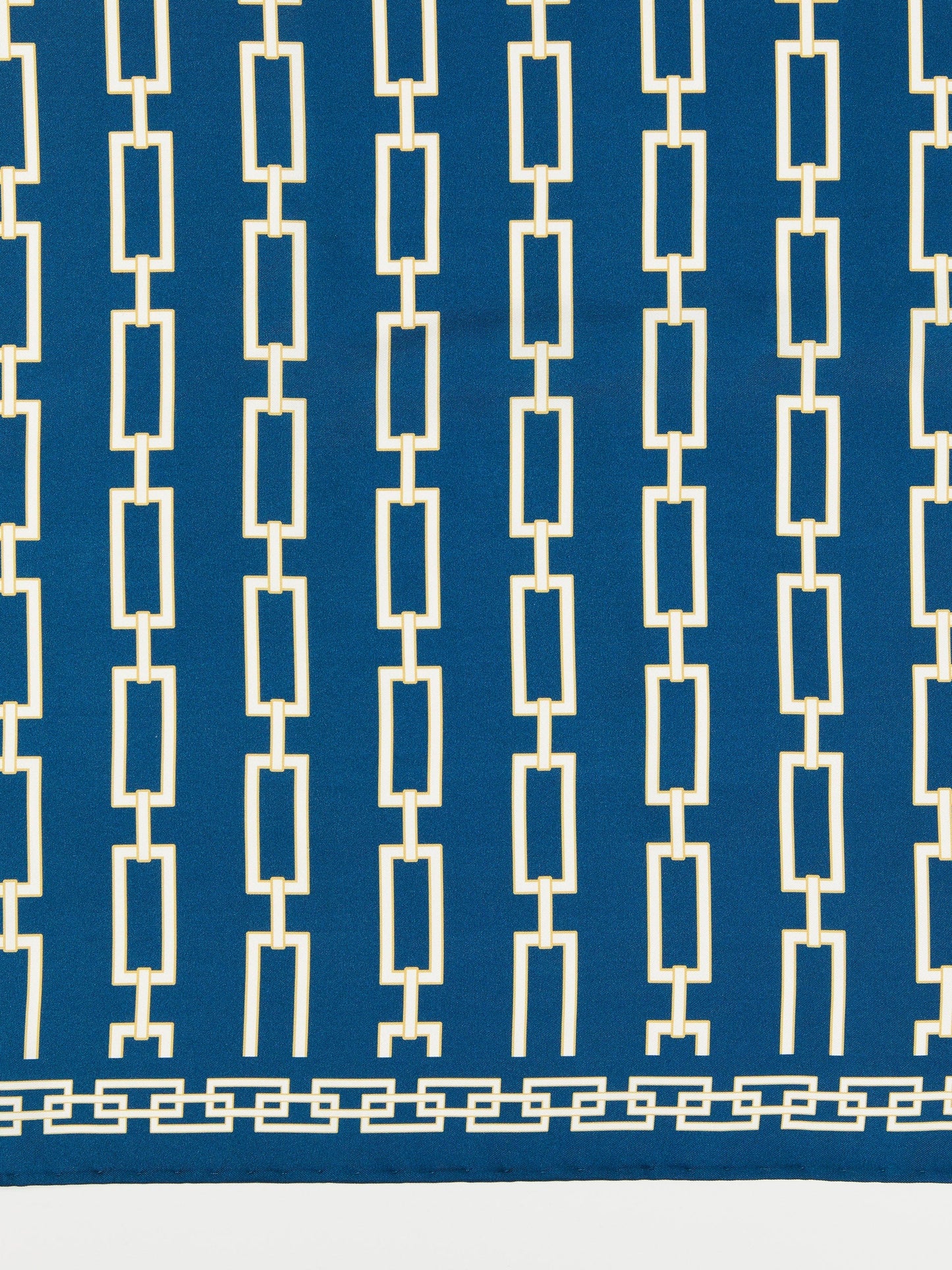 Amoura Silk Scarf in Linq Square