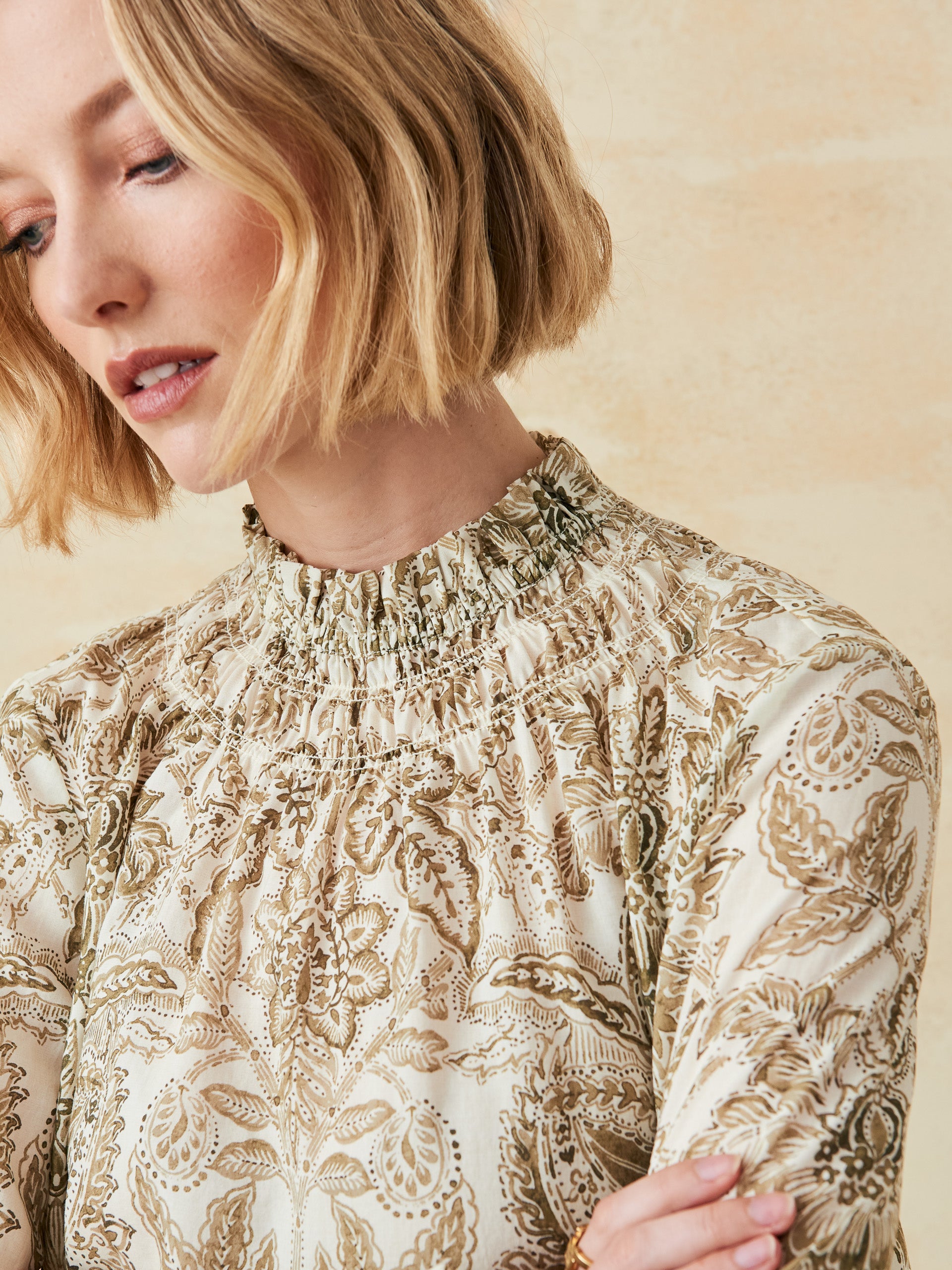 J.McLaughlin Antonia top in off white/brown made with tencel poplin. 