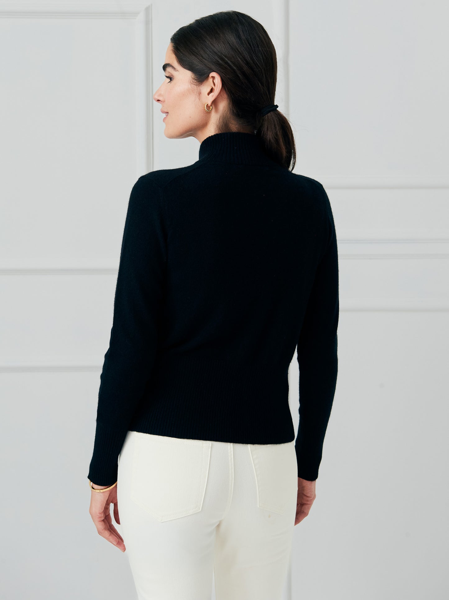J.McLaughlin Anya sweater in black made with cashmere. 