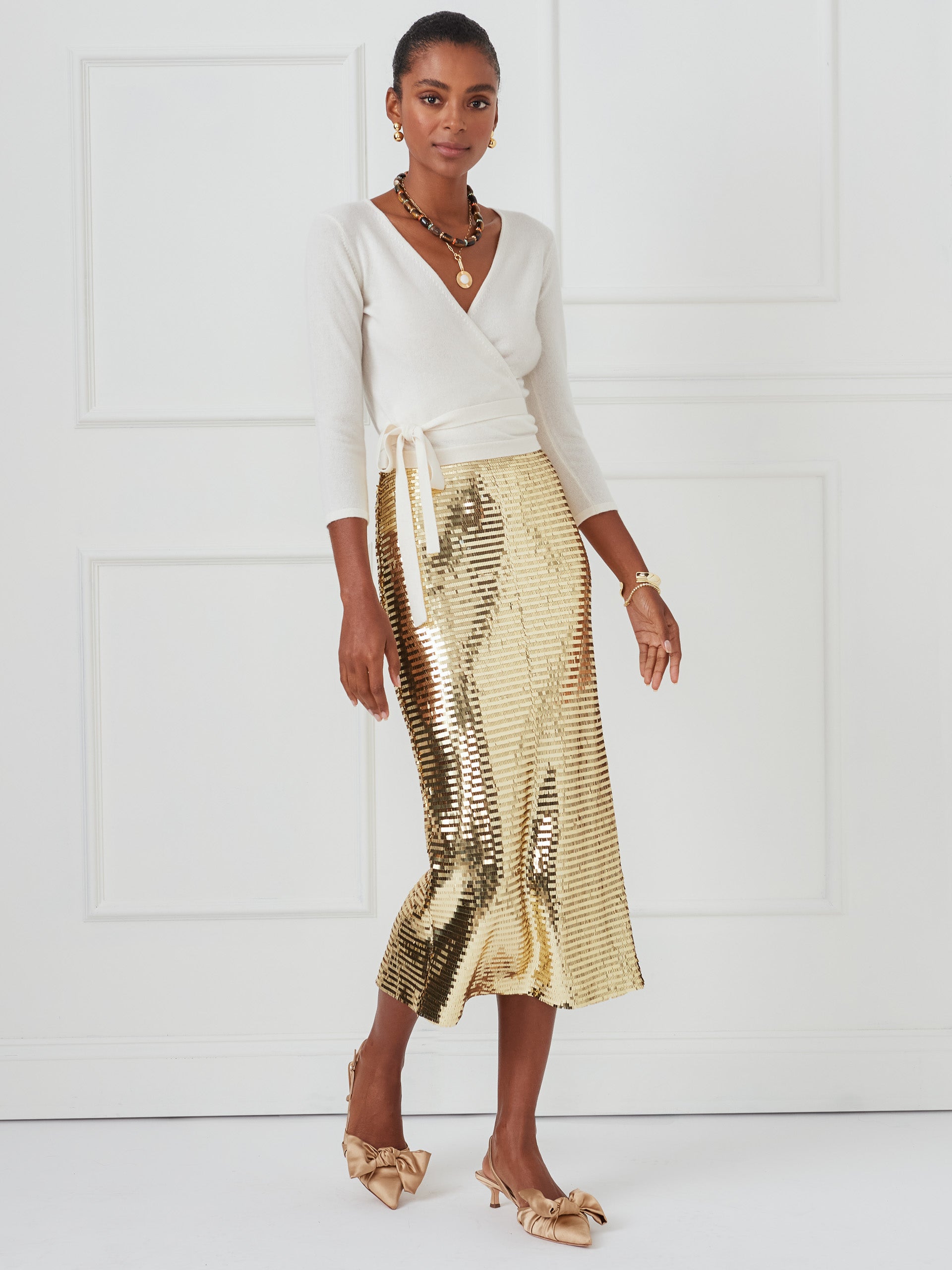 J.McLaughlin Aviva sweater in ivory made with cashmere.