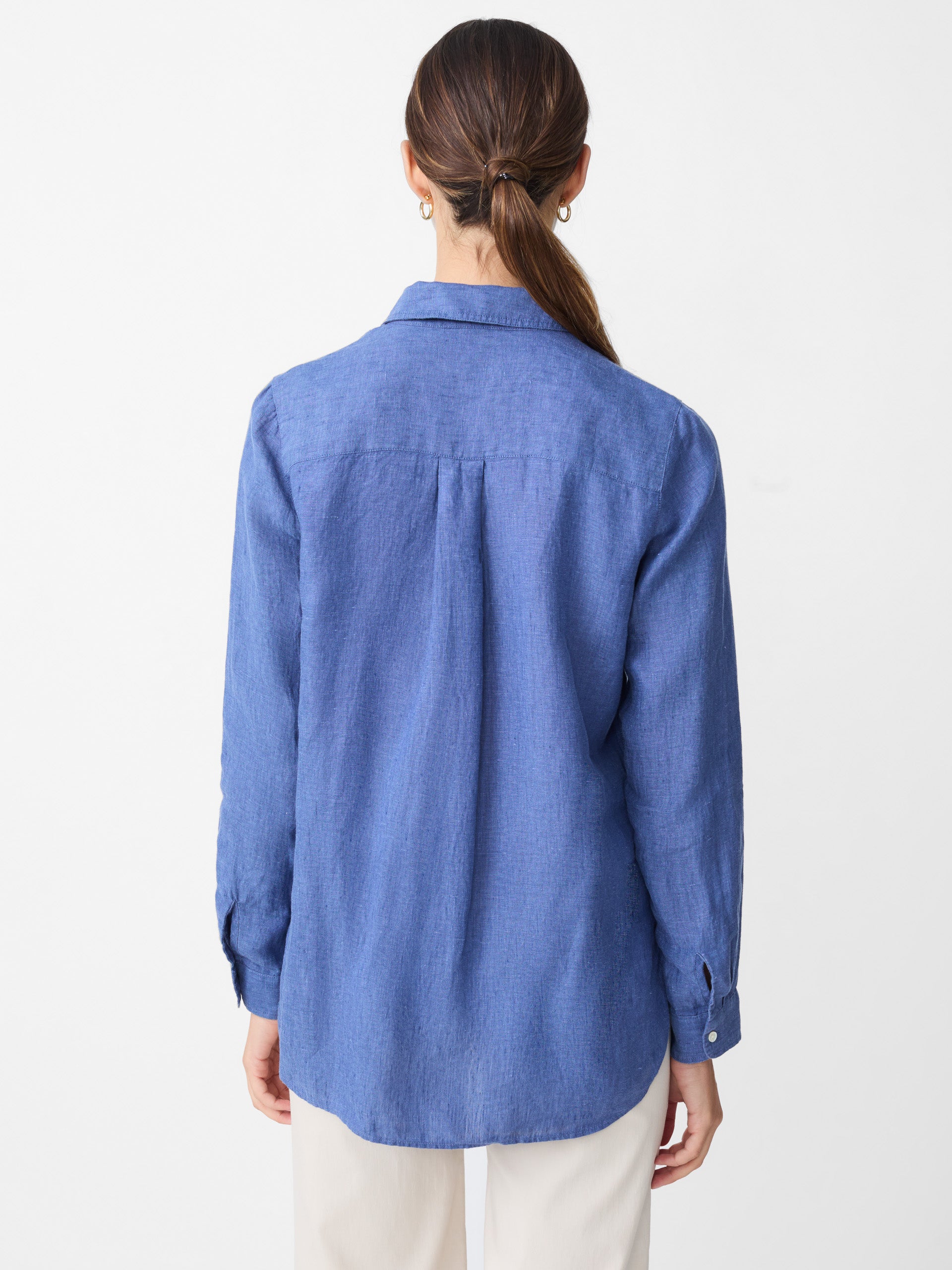 J.McLaughlin Britt linen shirt in dark chambray made with linen.