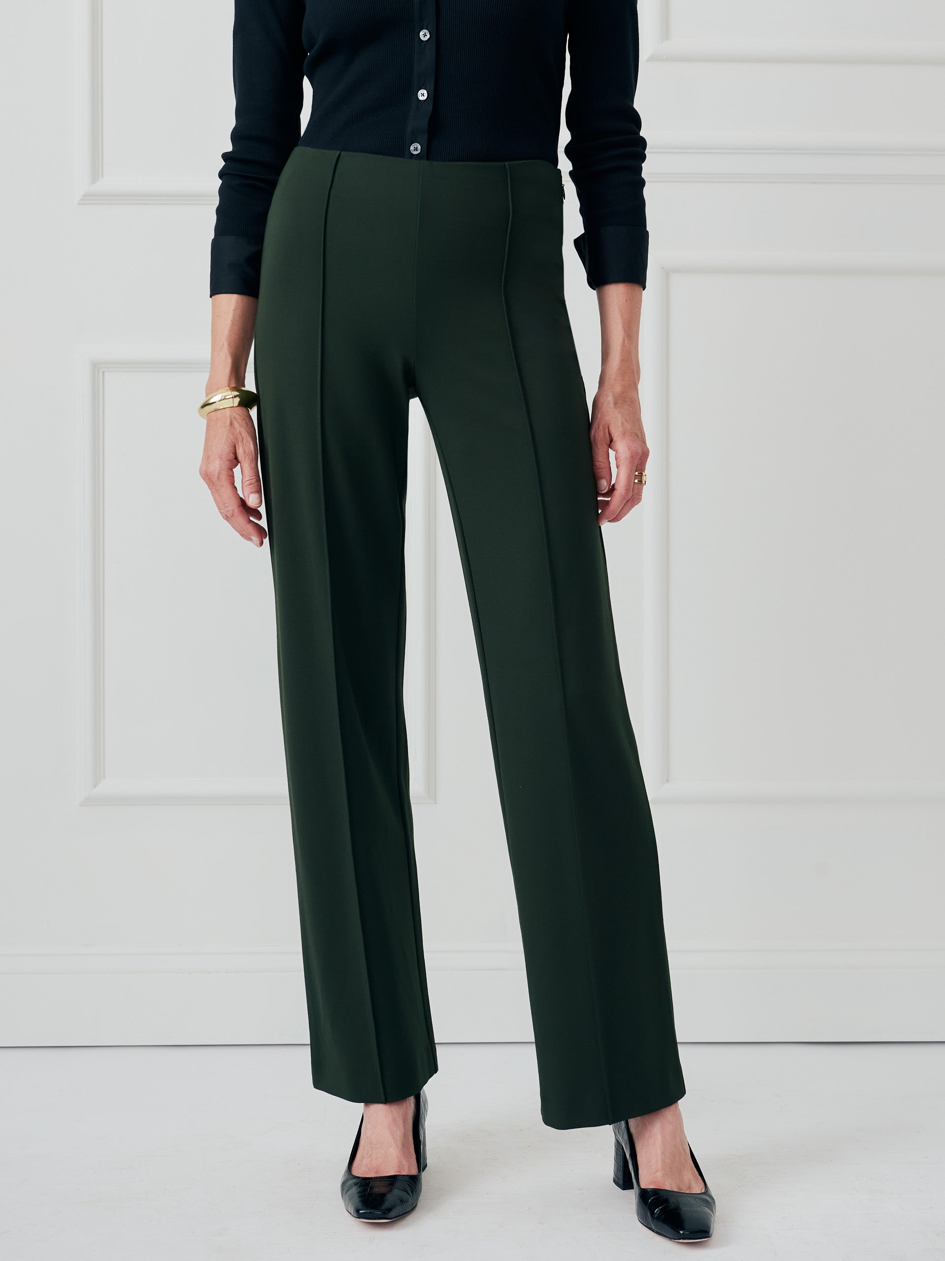 J.McLaughlin Calder pants in dark olive made with bainbridge cloth. 