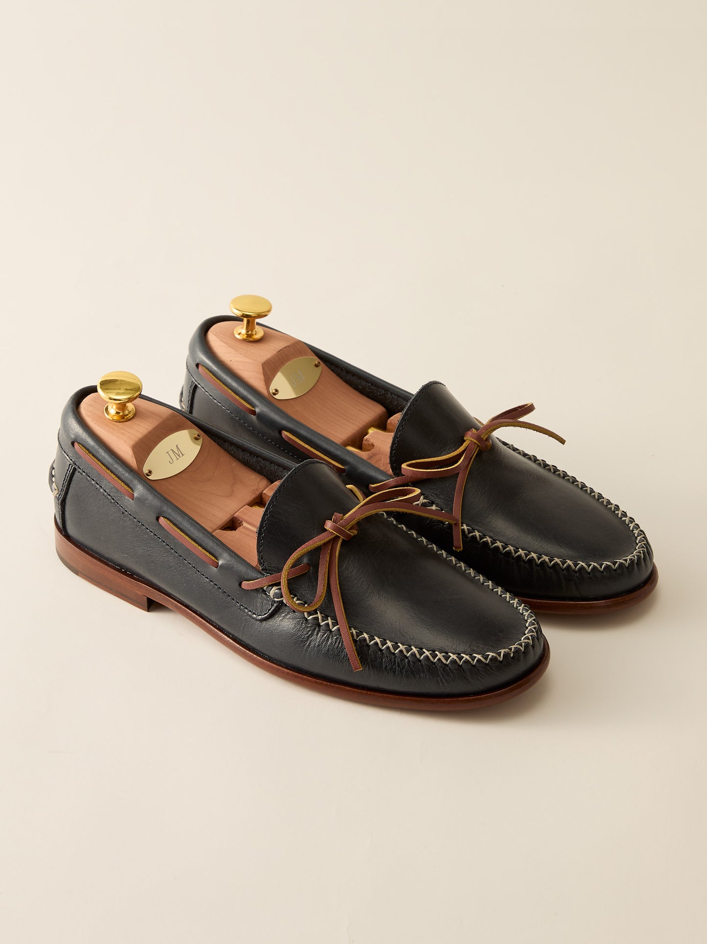 J.McLaughlin Camden shoes in Navy made with Leather.