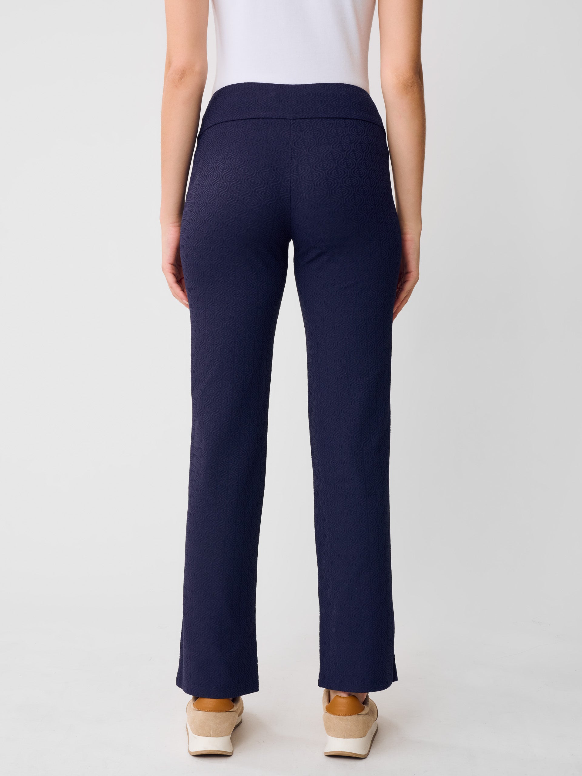 J.McLaughlin Carmel pants in navy made with Catalina Cloth. 