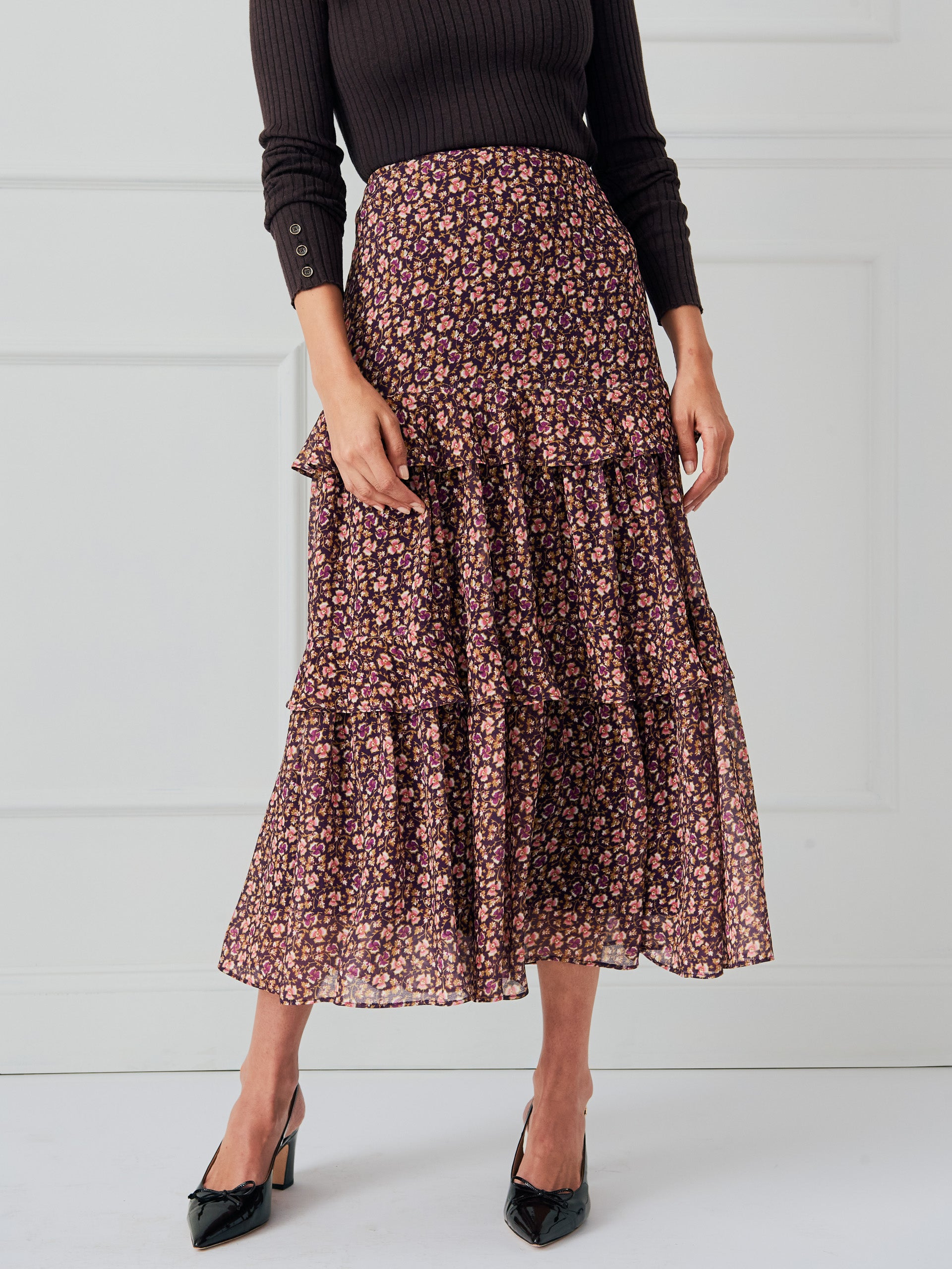 J.McLaughlin Giulia skirt in plum/purple/off white made with silk/viscose. 