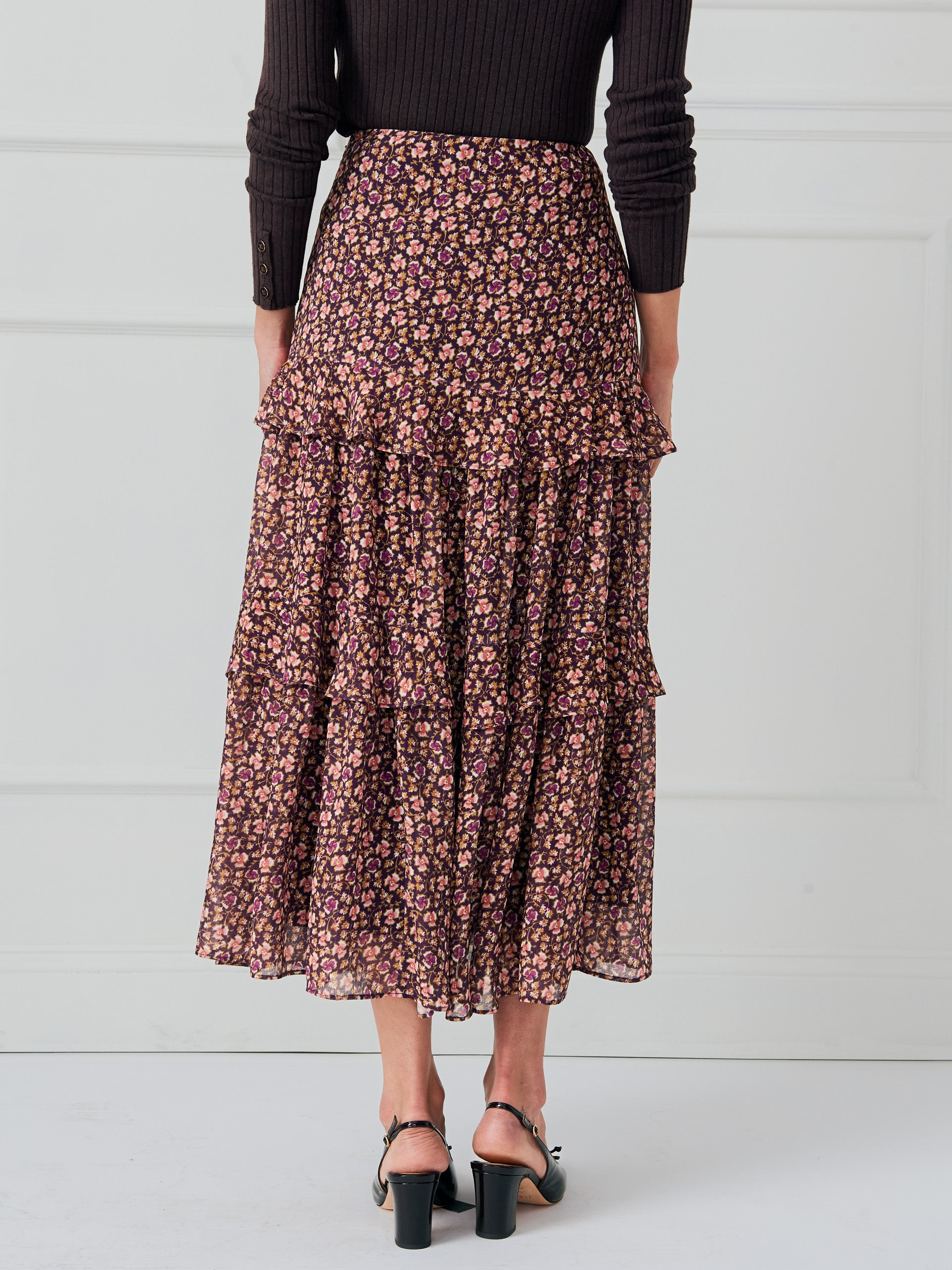 J.McLaughlin Giulia skirt in plum/purple/off white made with silk/viscose. 