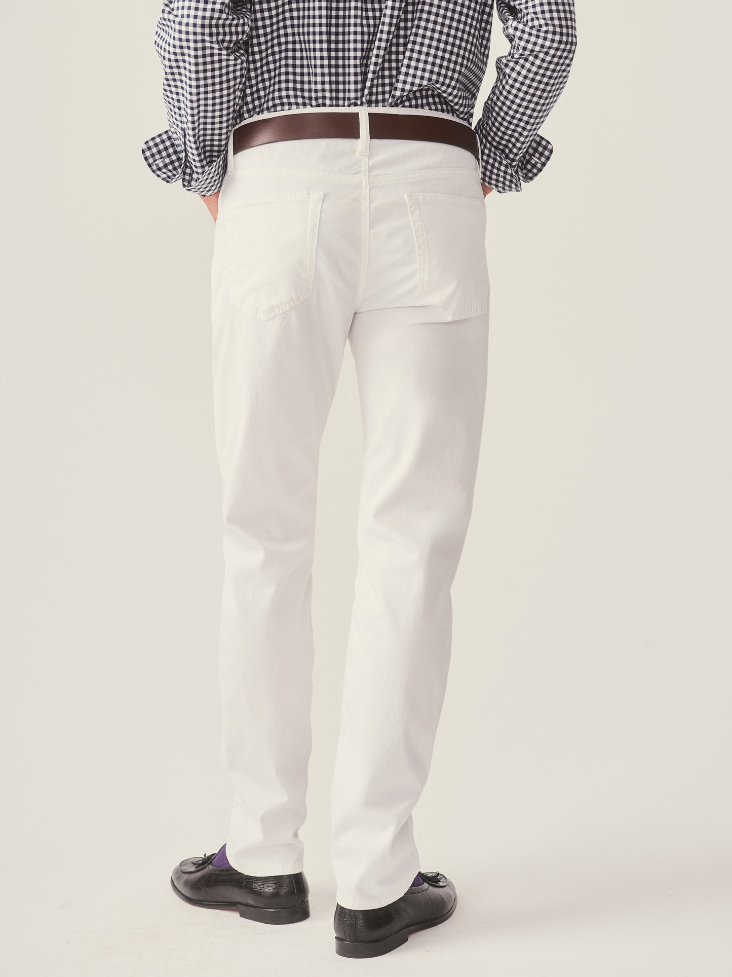 J.McLaughlin Parker pants in white made with cotton.