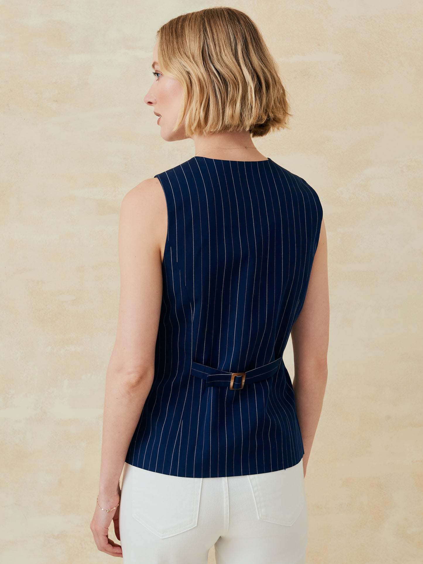 J.McLaughlin Darby vest in navy/white made with cotton. 