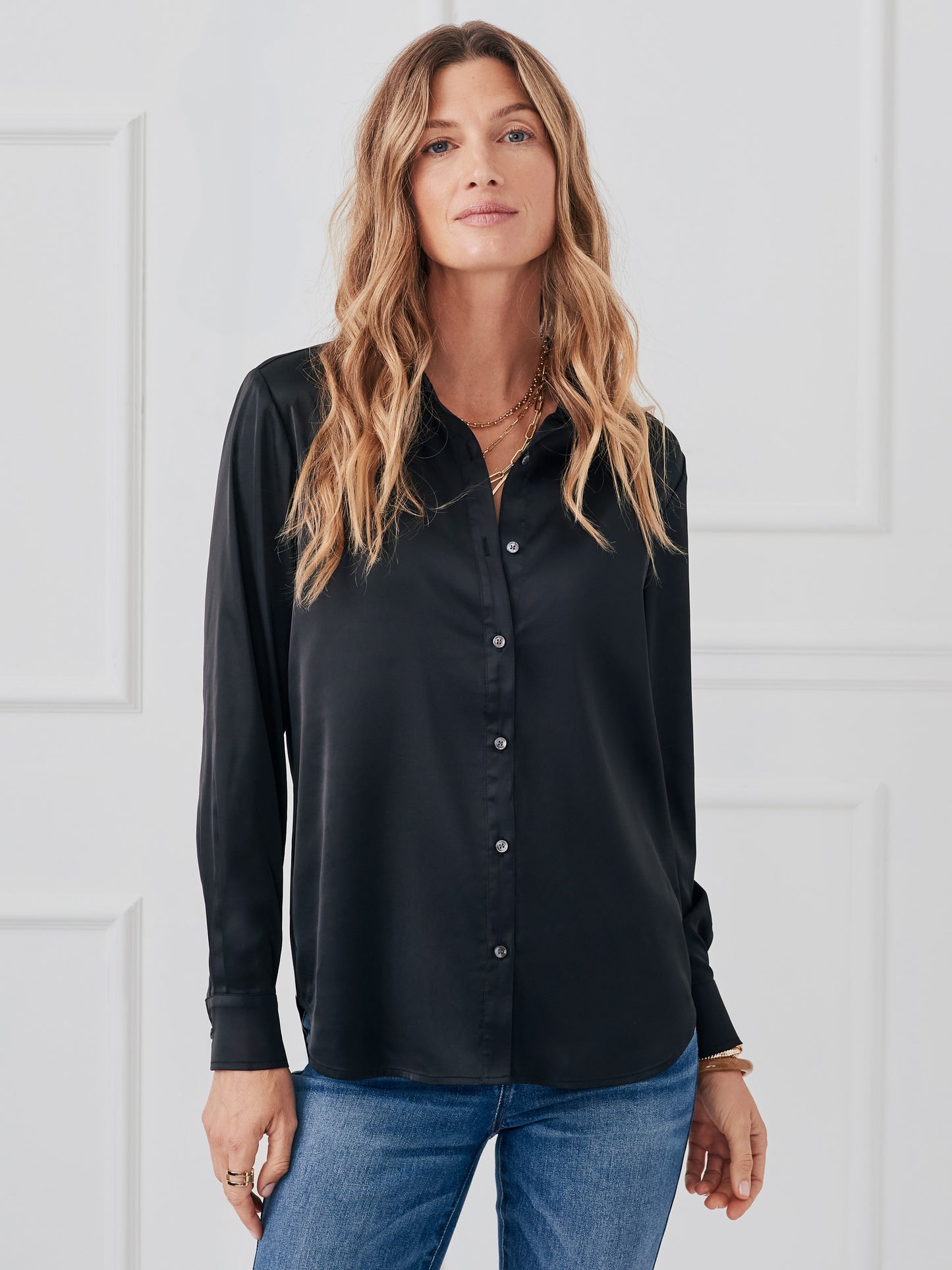 J.McLaughlin Denver shirt in black made with polyester.