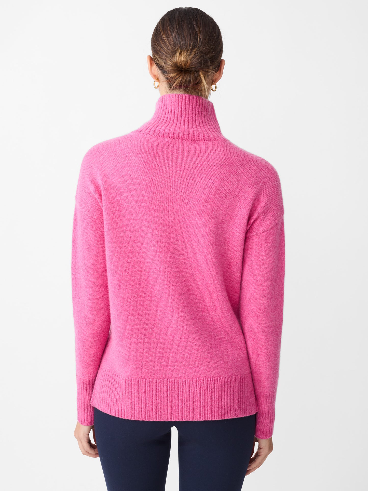 J.McLaughlin Dina turtleneck in heather blush made with cashmere.