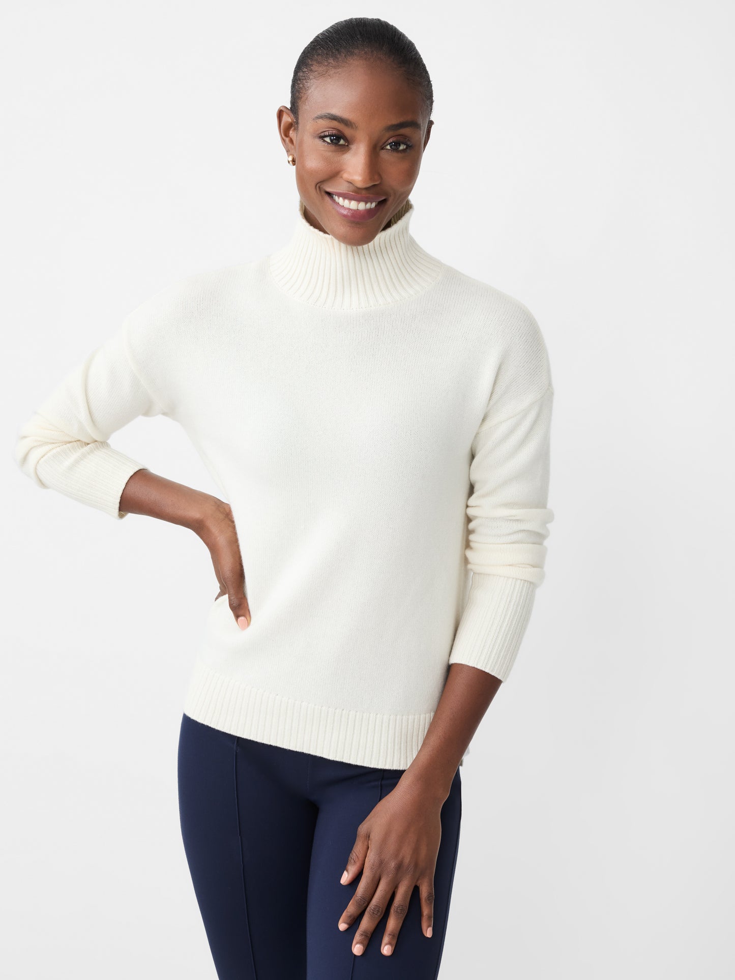 J.McLaughlin Dina turtleneck in ivory made with cashmere.