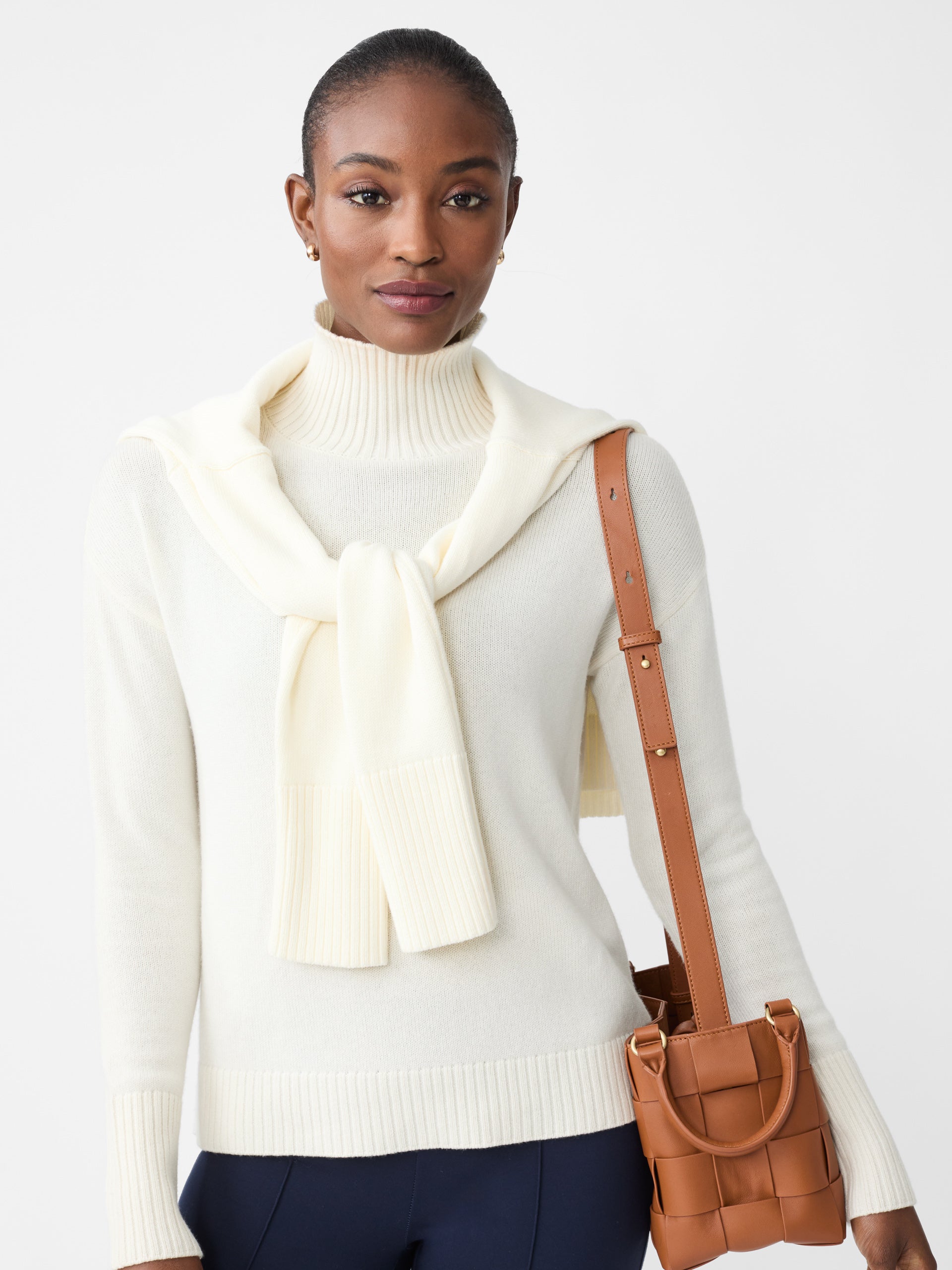 J.McLaughlin Dina turtleneck in ivory made with cashmere.