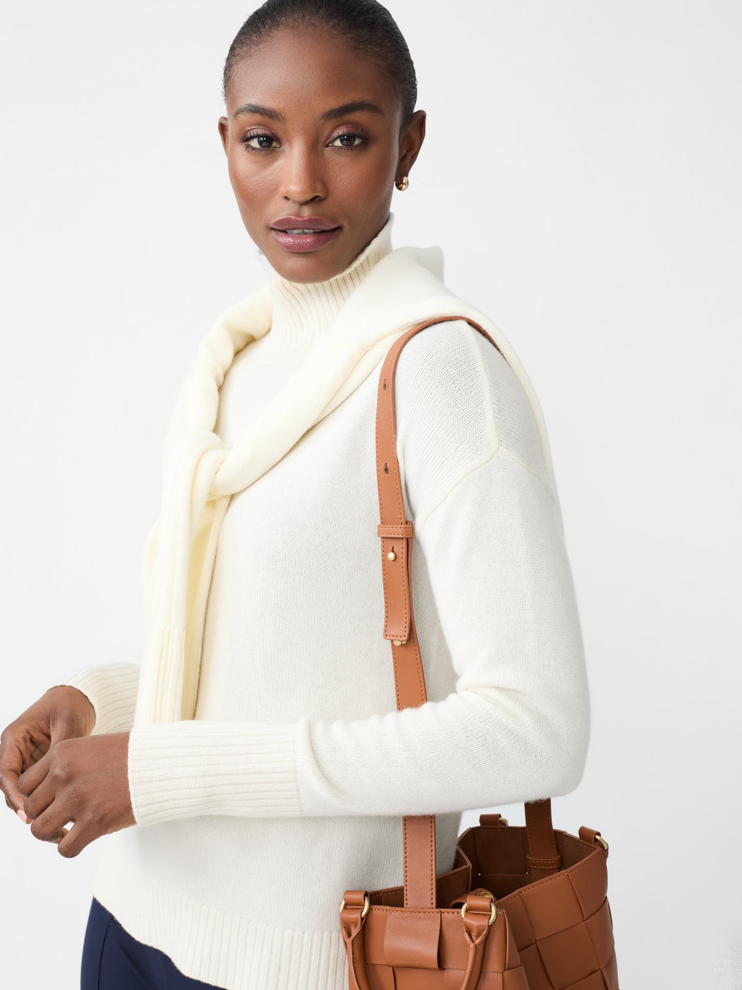 J.McLaughlin Dina turtleneck in ivory made with cashmere.