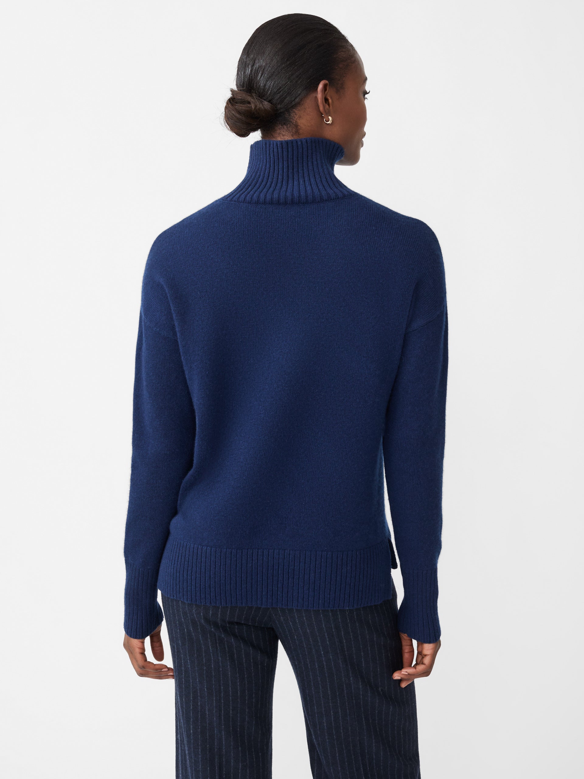 J.McLaughlin Dina turtleneck in  classic navy made with cashmere.