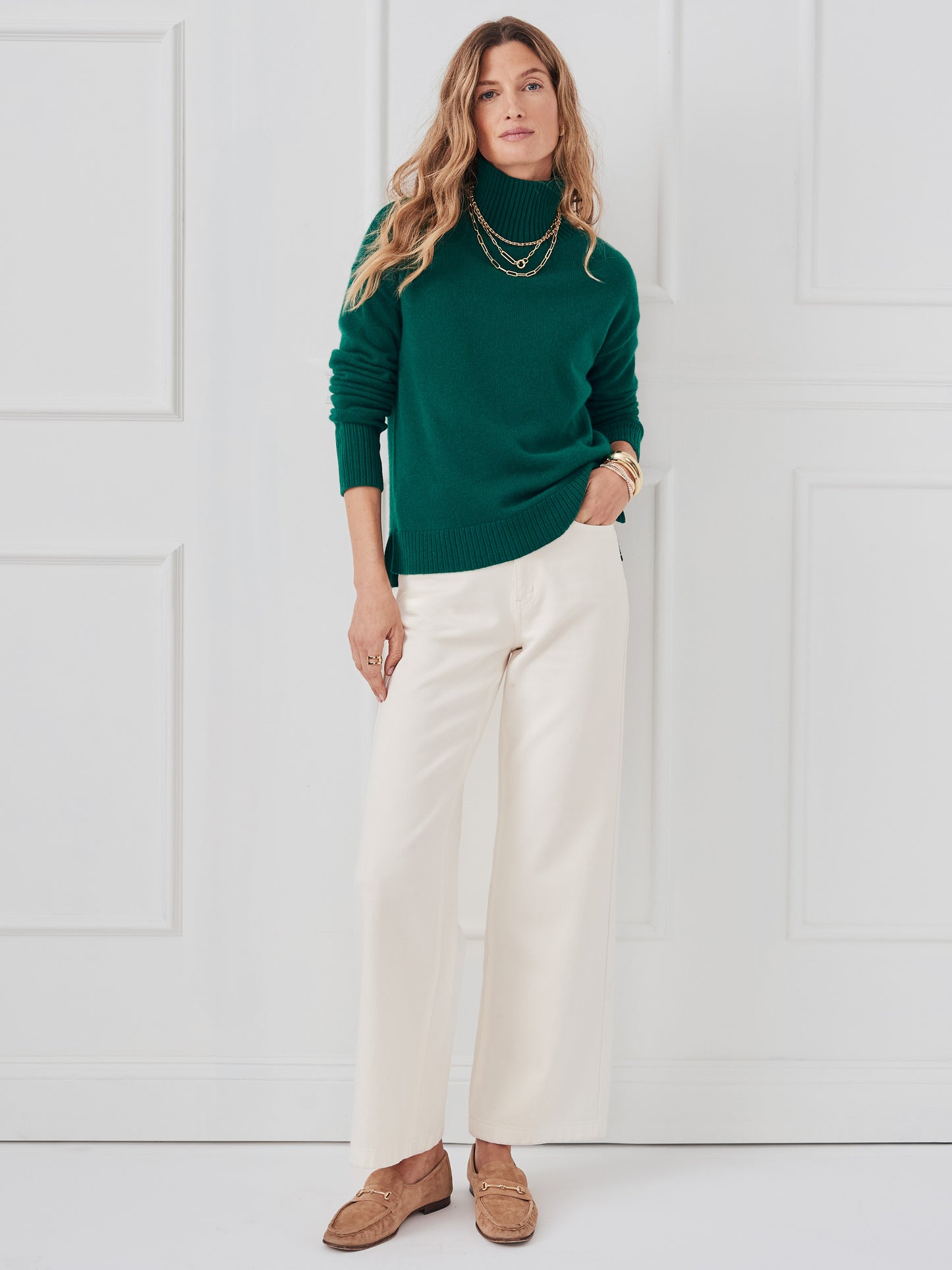 J.McLaughlin Dina sweater in emerald made with cashmere. 