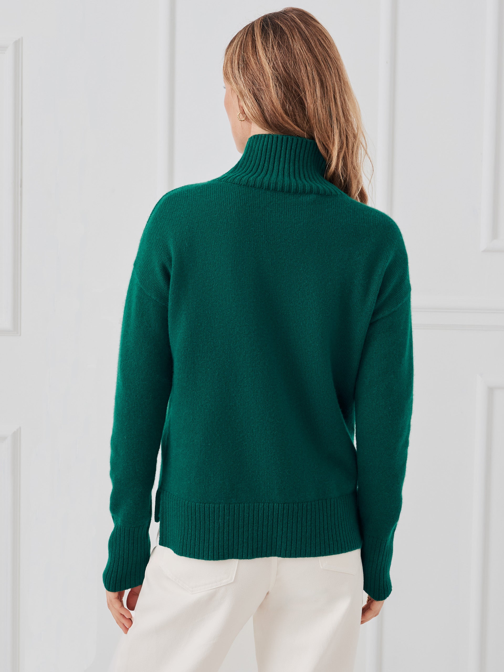 J.McLaughlin Dina sweater in emerald made with cashmere. 