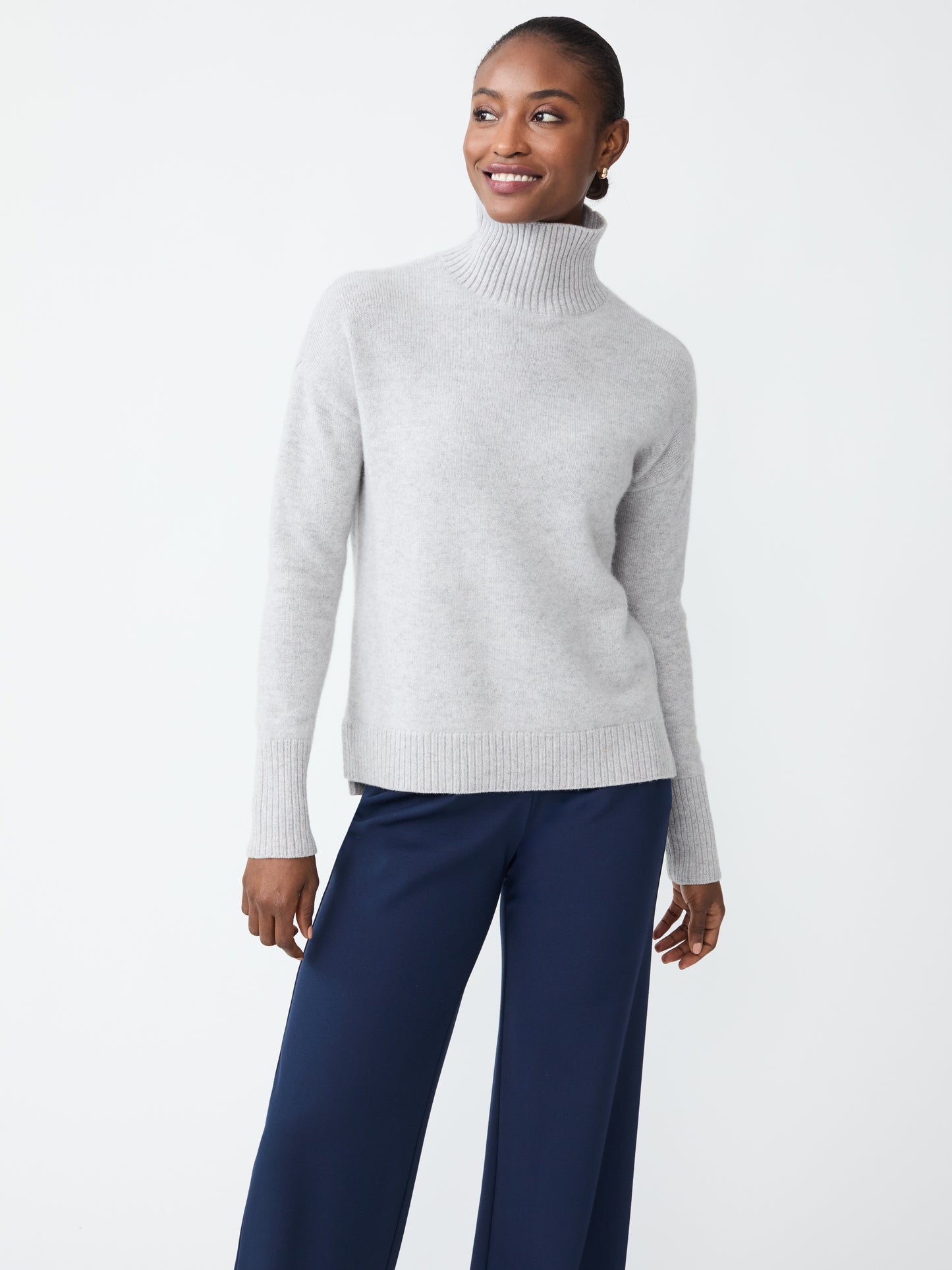 J.McLaughlin Dina turtleneck in light heather gray made with cashmere.