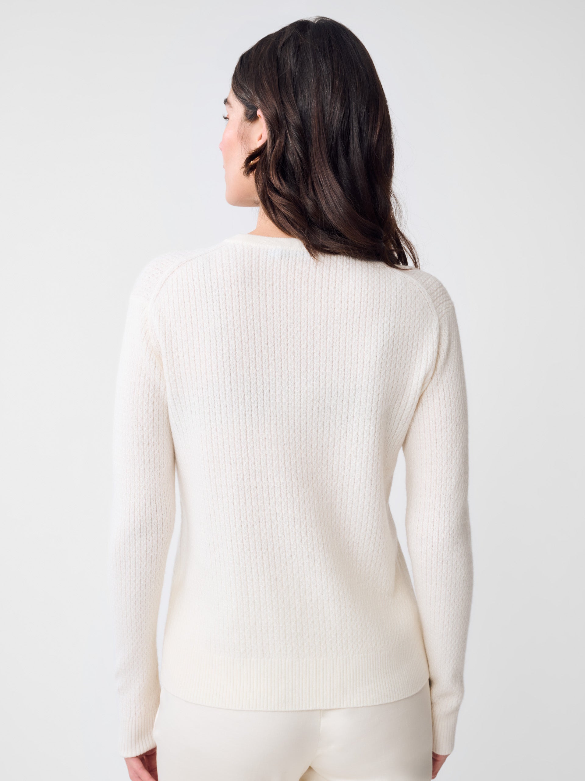 J.McLaughlin Edwina sweater in Ivory made with Cashmere. 