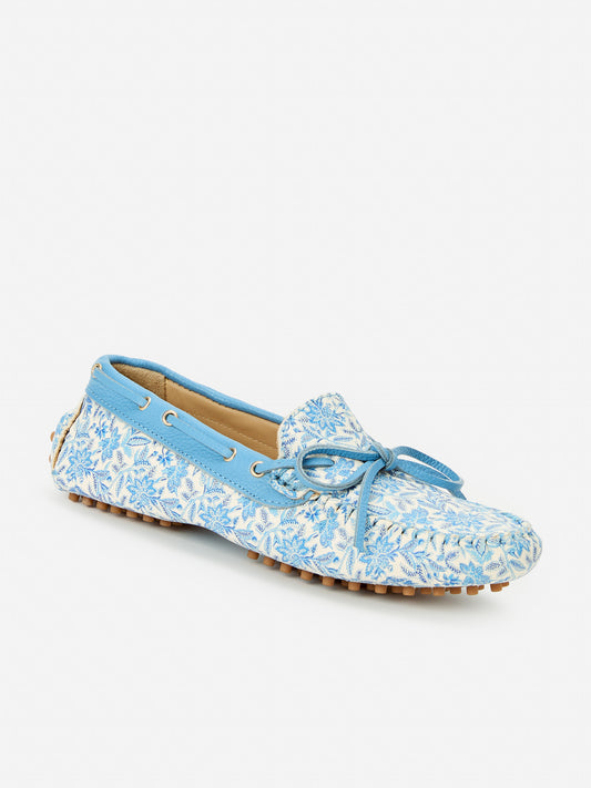 J.McLaughlin Flagler driving moccasins in white/blue made with leather.