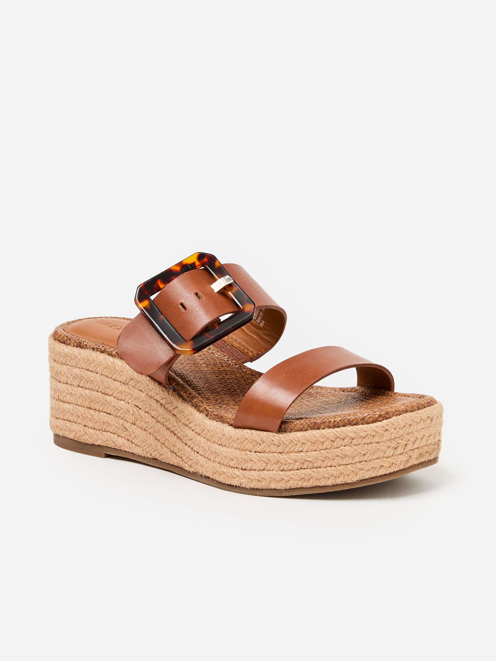 J.McLaughlin Fluer shoes in rich cognac made with leather.