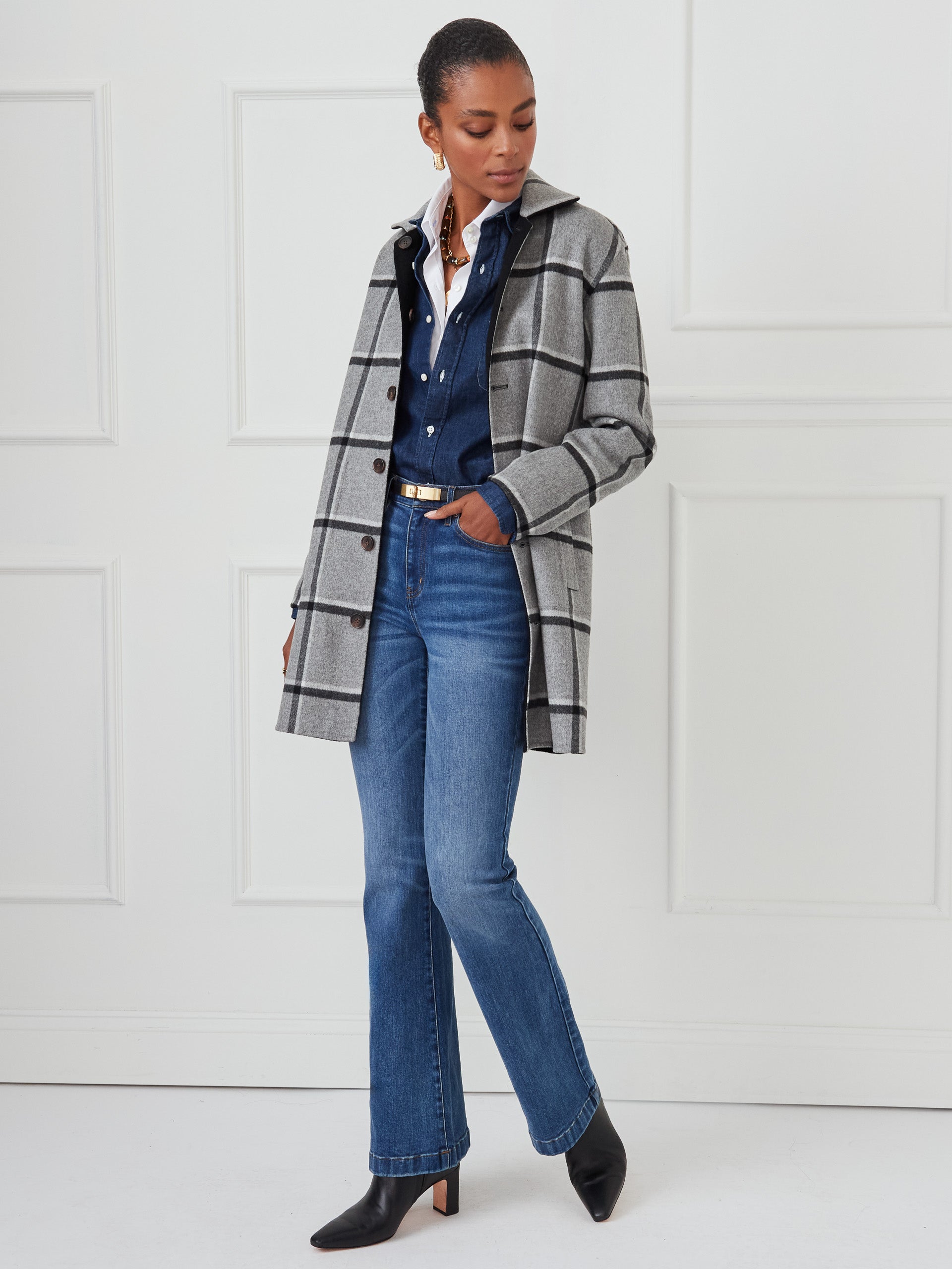J.McLaughlin Frade jacket in black made with wool.