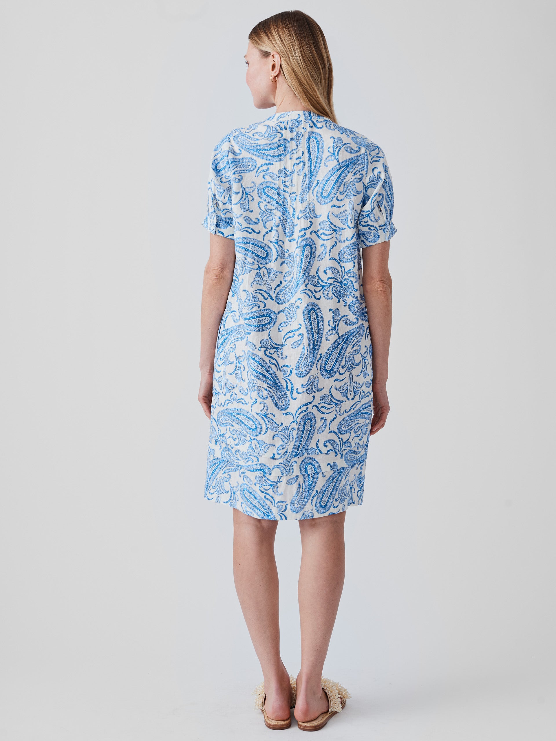 J.McLaughlin Gianna dress in off white/blue made with linen. 