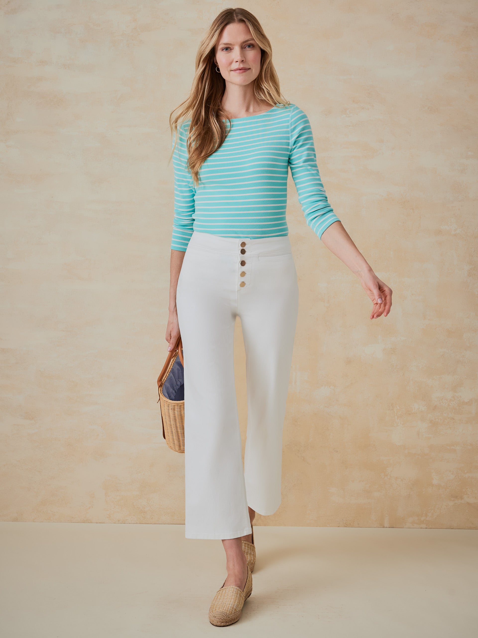 J.McLaughlin Goldie tee in aqua/white mad with cotton.