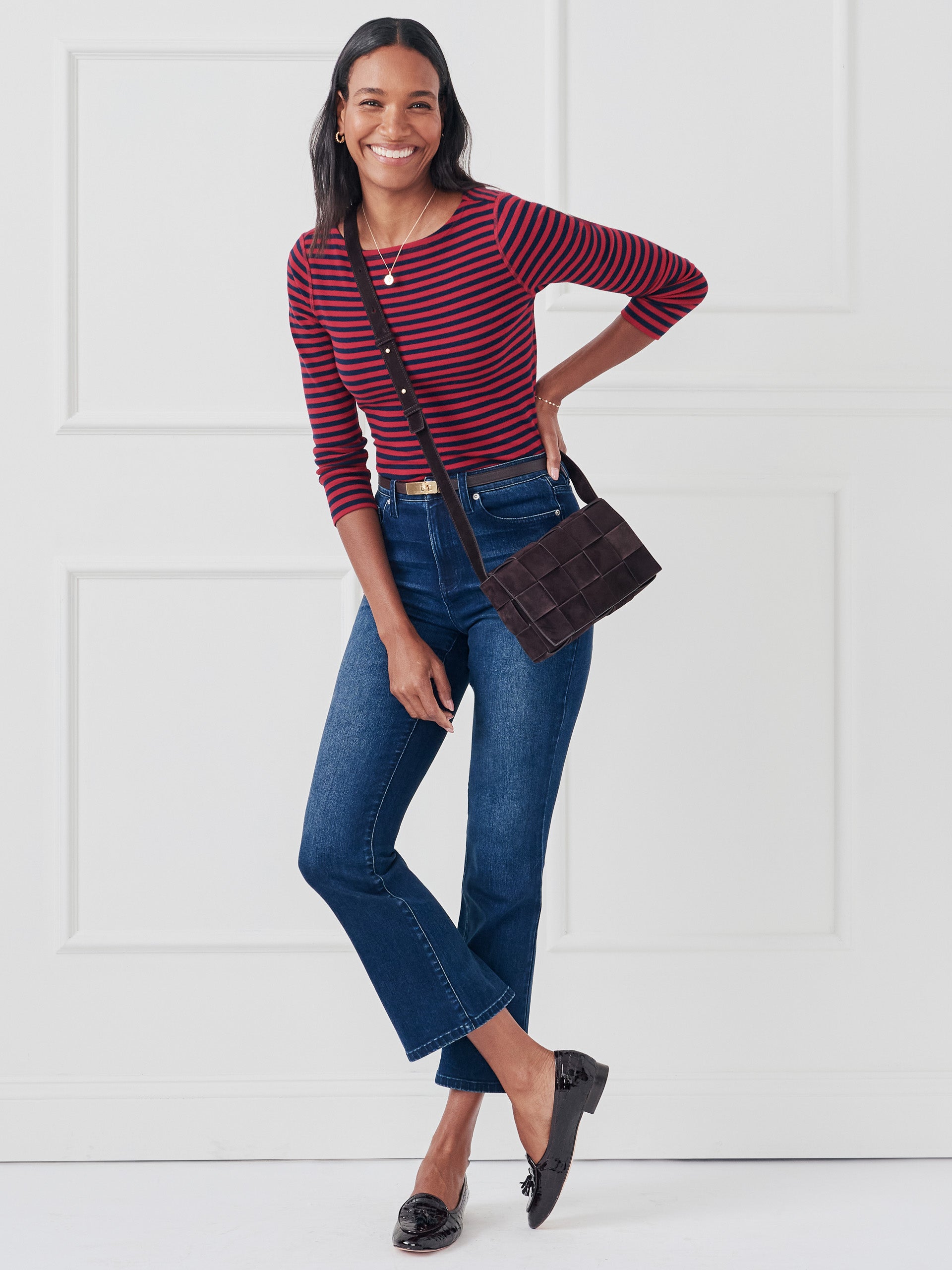 J.McLaughlin Goldie tee in navy/maple made with cotton modal.
