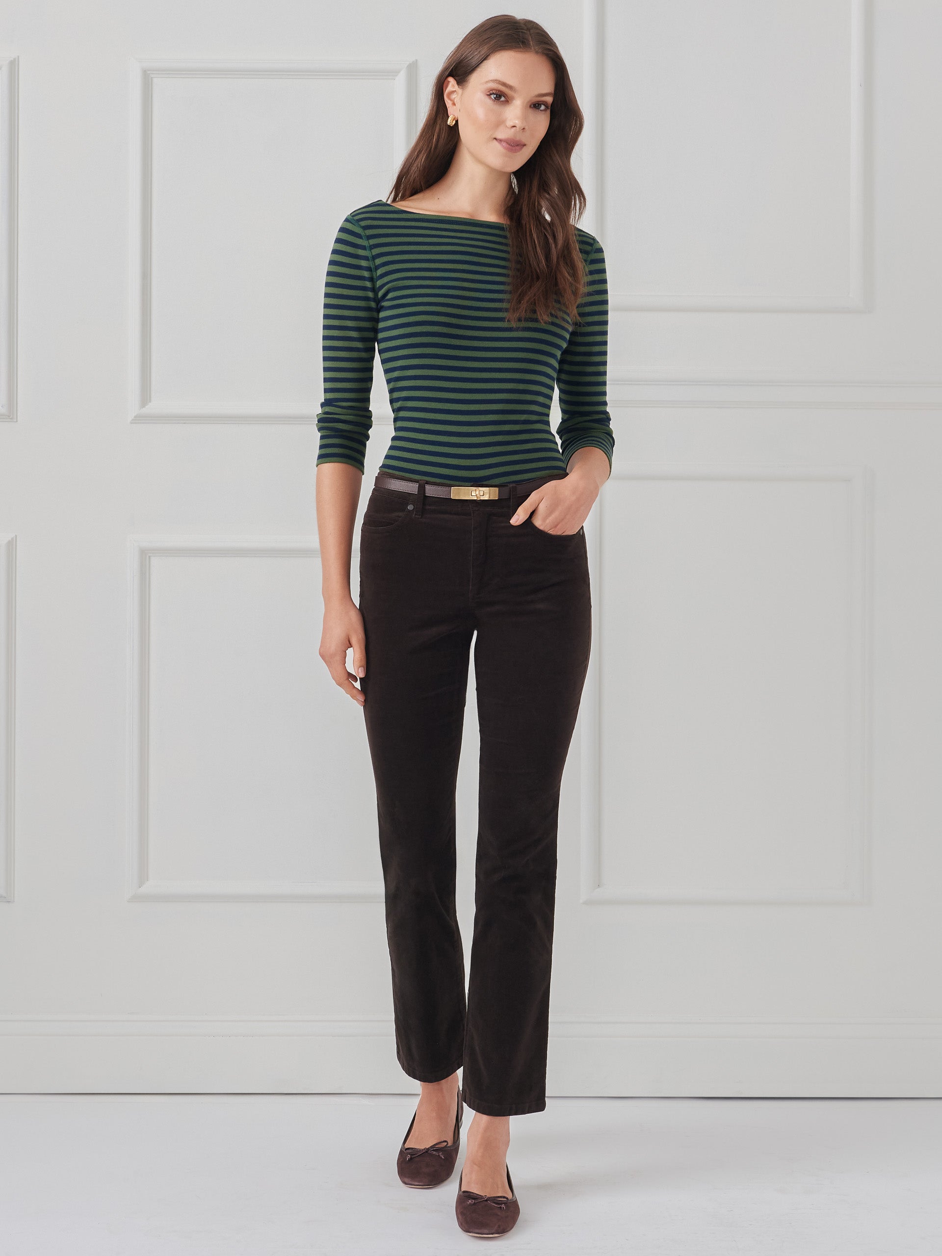 J.McLaughlin Goldie tee in navy/olive made with cotton modal.