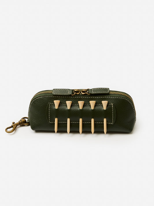 J.McLaughlin Golf ball case in green made with leather.