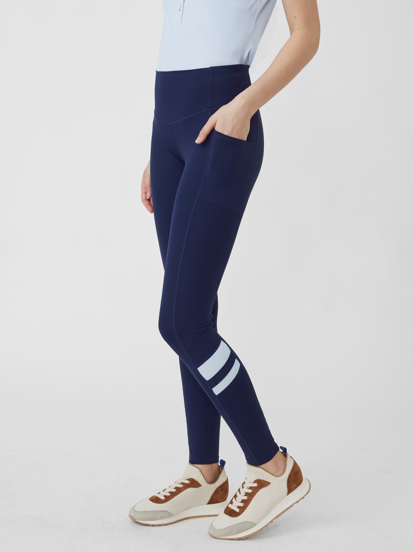 J.McLaughlin model wears Rae Leggings in Navy made with Nylon and Spandex.