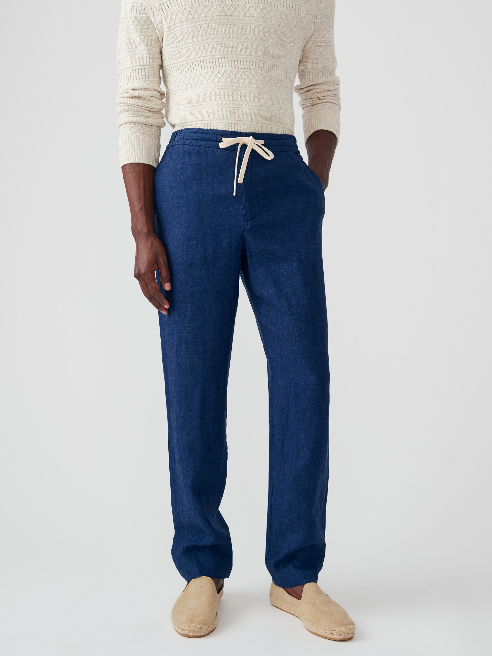 J.McLaughlin Callistair pants in navy made with linen.