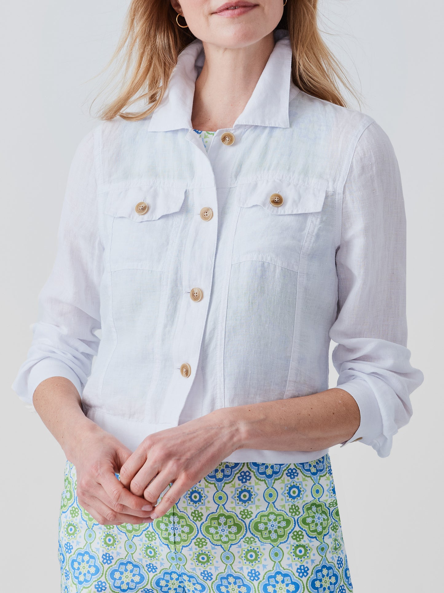 J.McLaughlin Halo Jacket in white made with linen. 