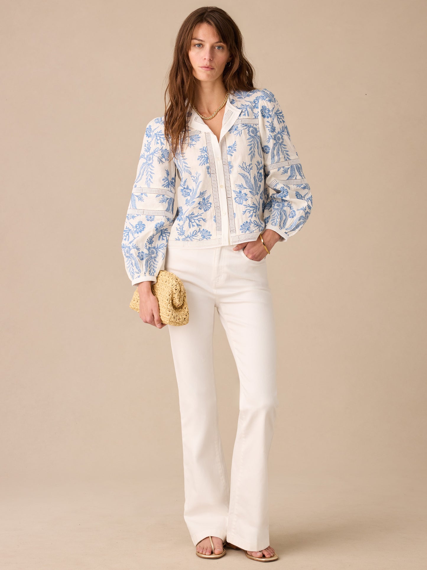 Hilarie Linen Blend Blouse in Embroidery
