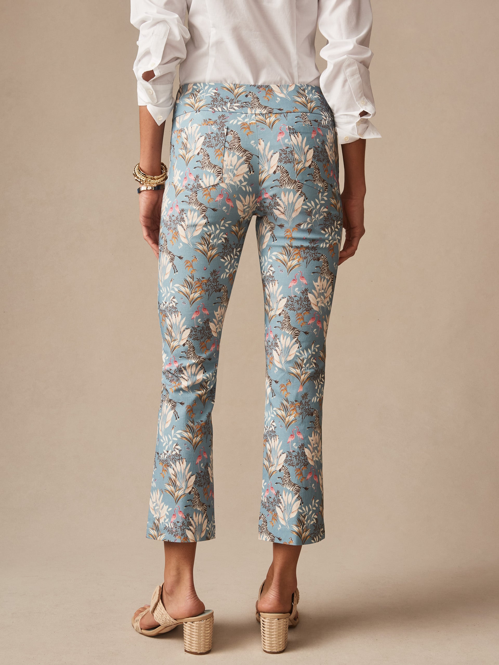 J.McLaughlin ivy pants in blue/multi made with amelia cloth.