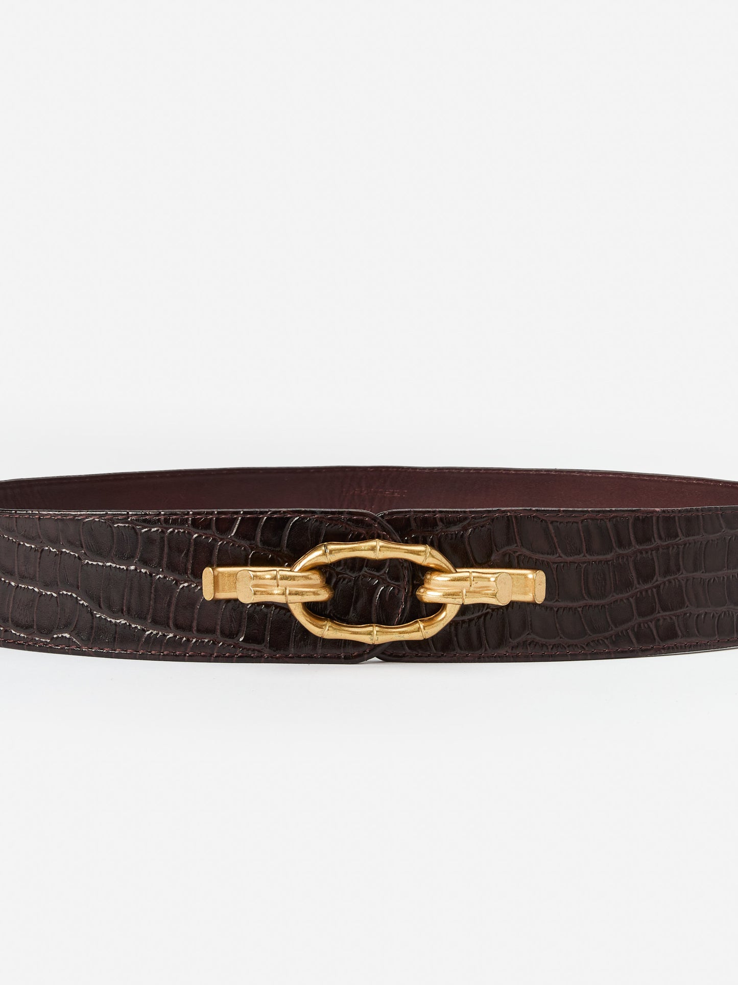 J.McLaughlin Jayna belt in dark brown made with embossed leather. 