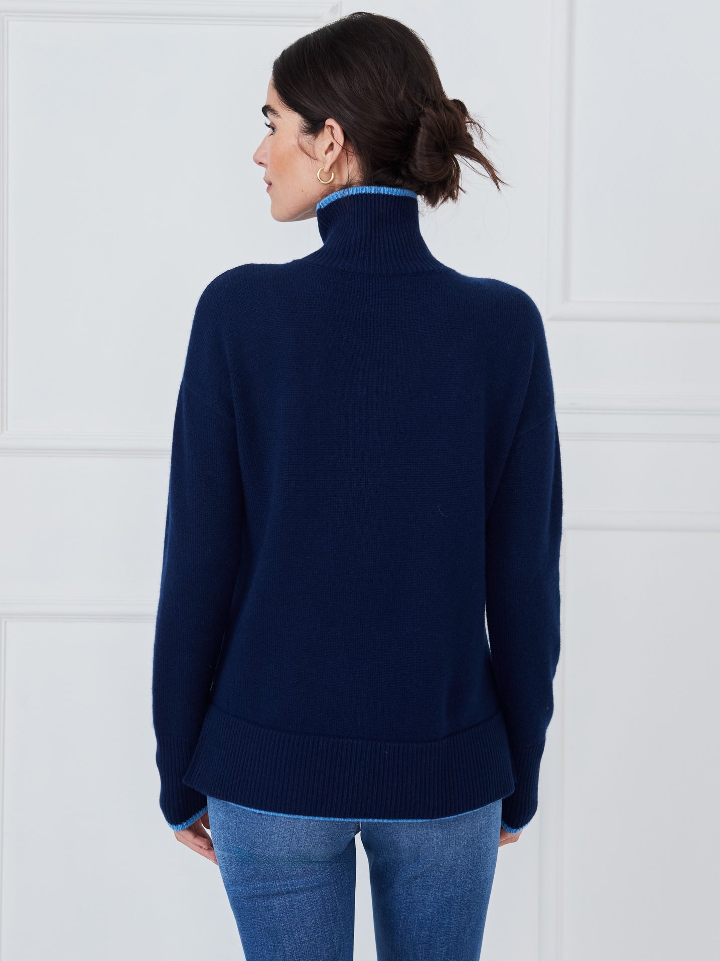 J.McLaughlin Jonah sweater in navy/denim blue made with cashmere.