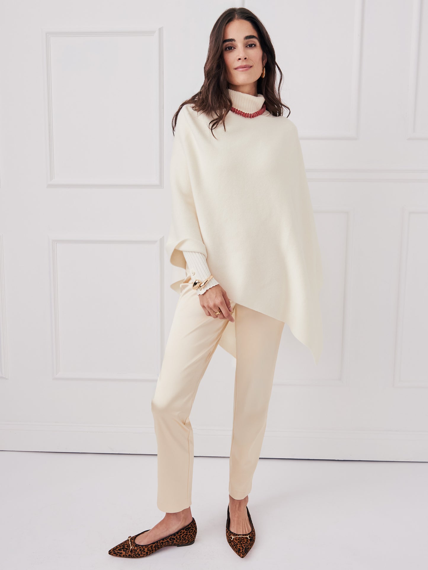 J.McLaughlin Journee poncho in cream made with cashmere/wool.
