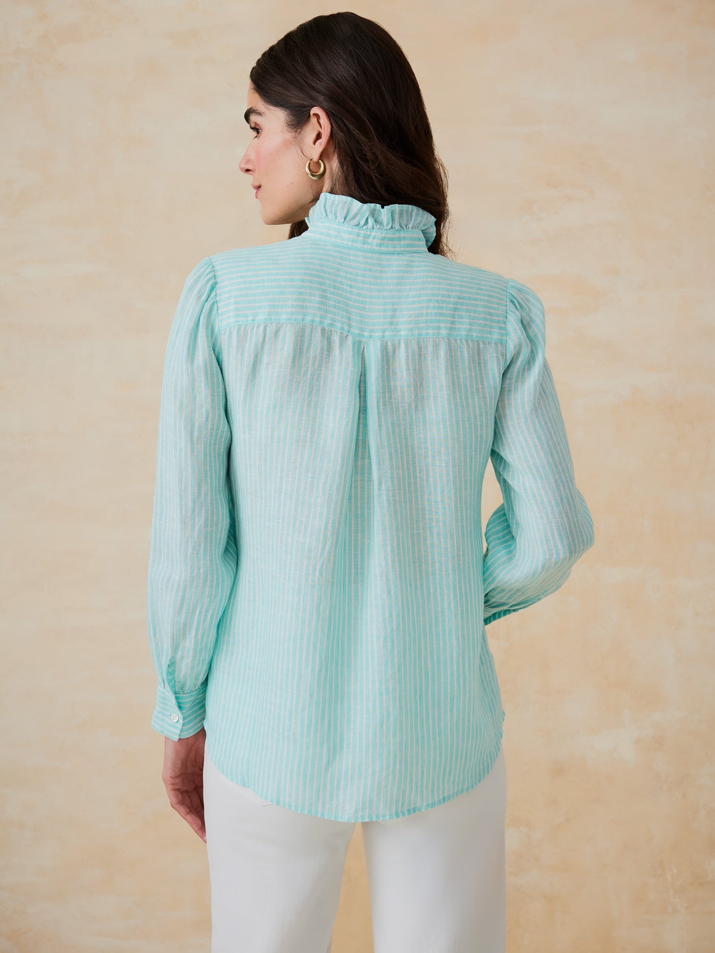 J.McLaughlin Julian top in aqua/white made with linen. 