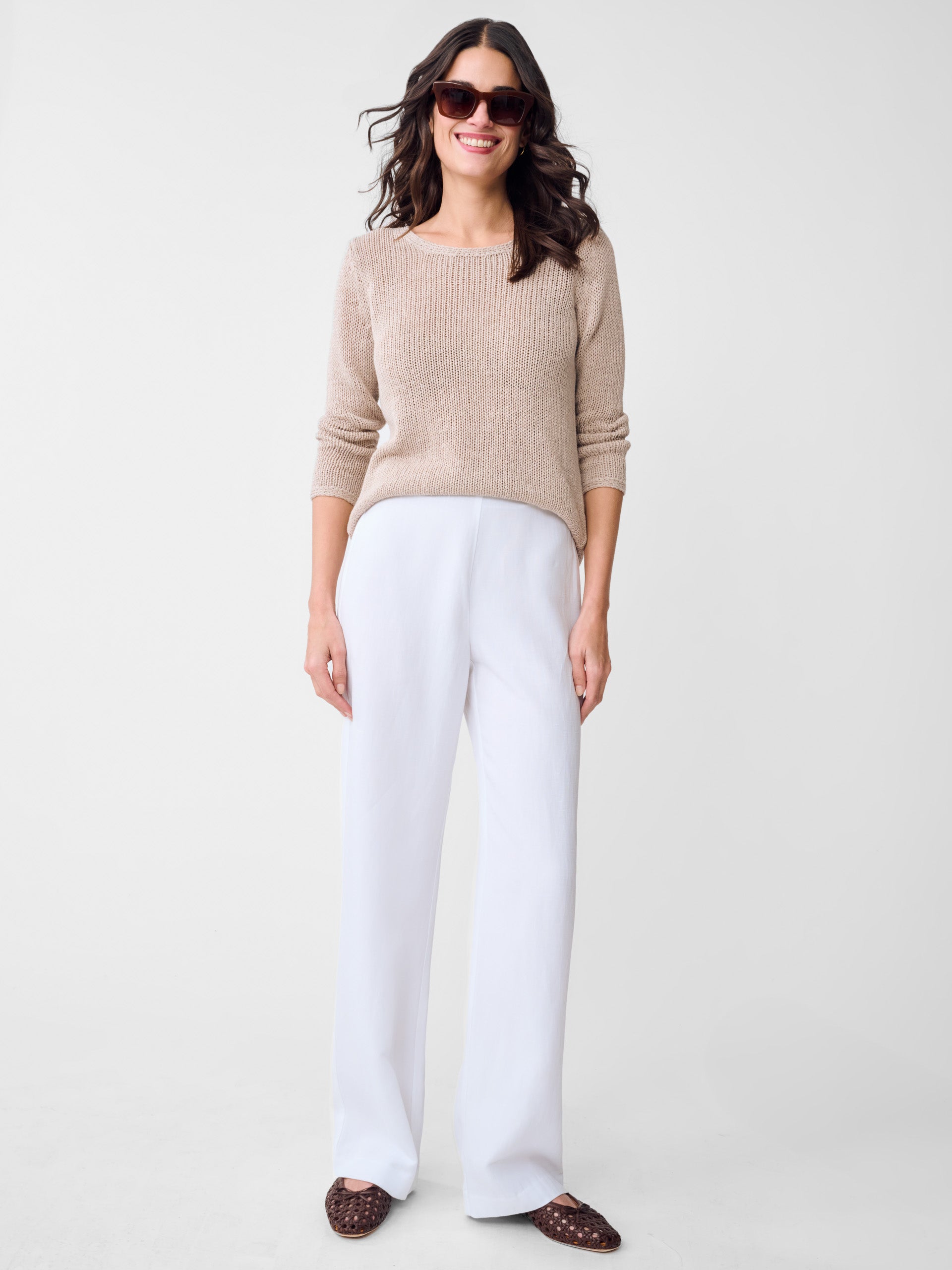 J.McLaughlin Kilian Pant in White made with Linen. 