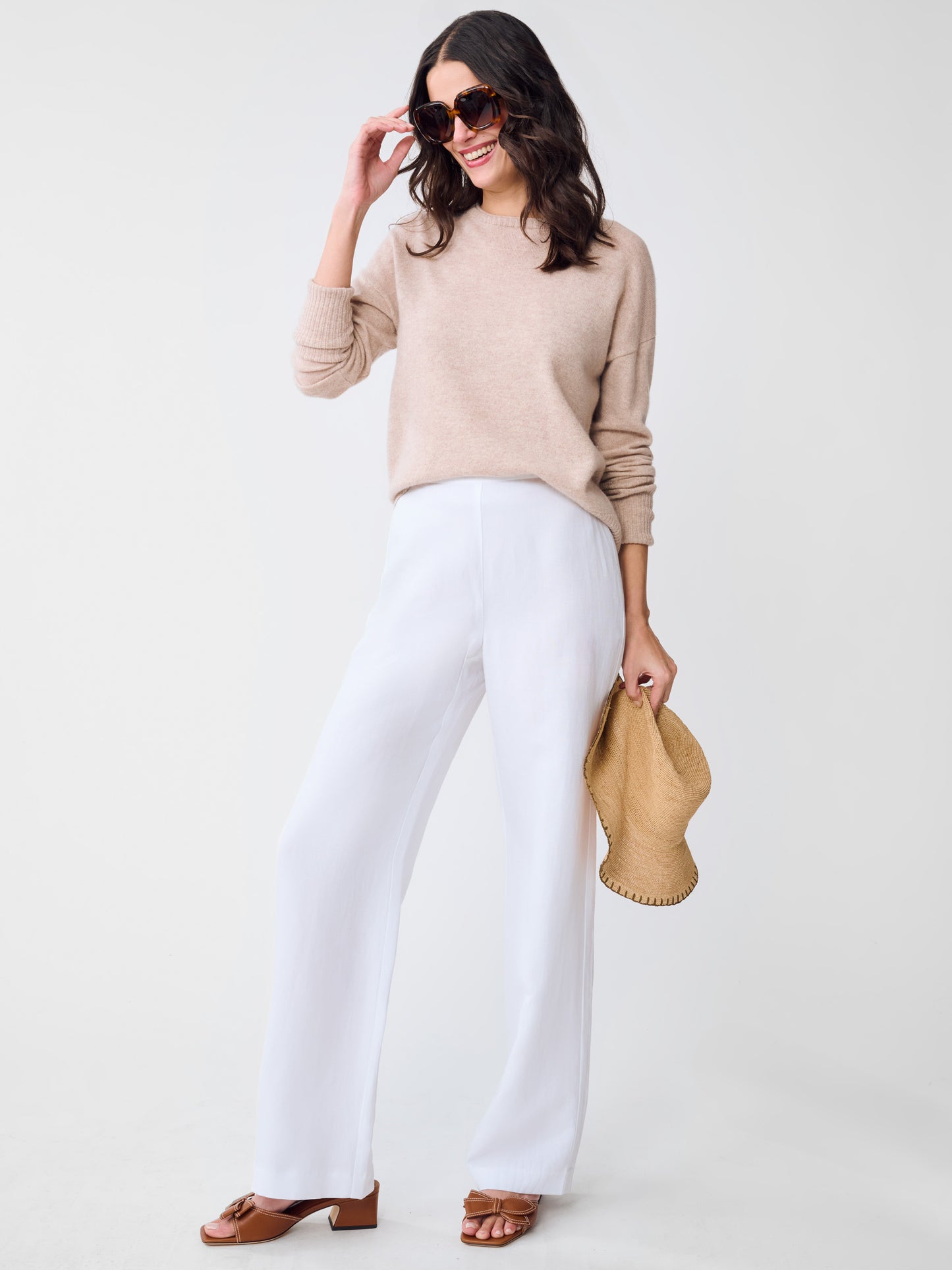 J.McLaughlin Kilian Pant in White made with Linen. 