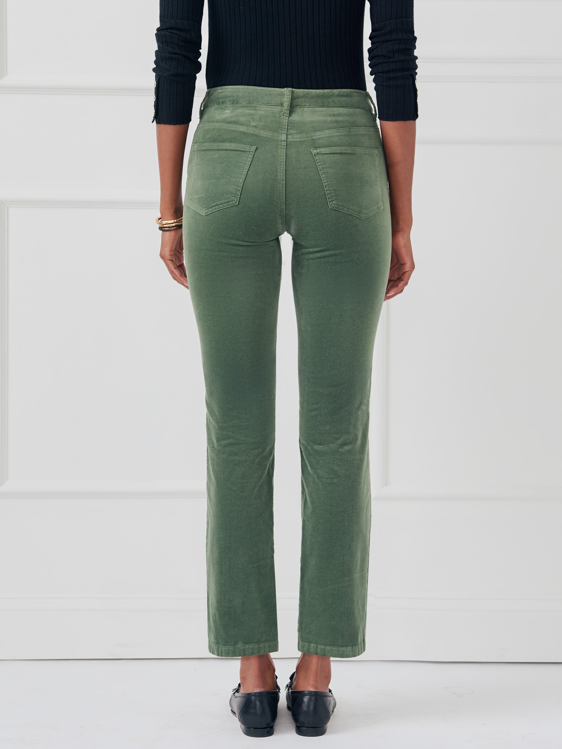 J.McLaughlin lenni pants in cypress in velvet.